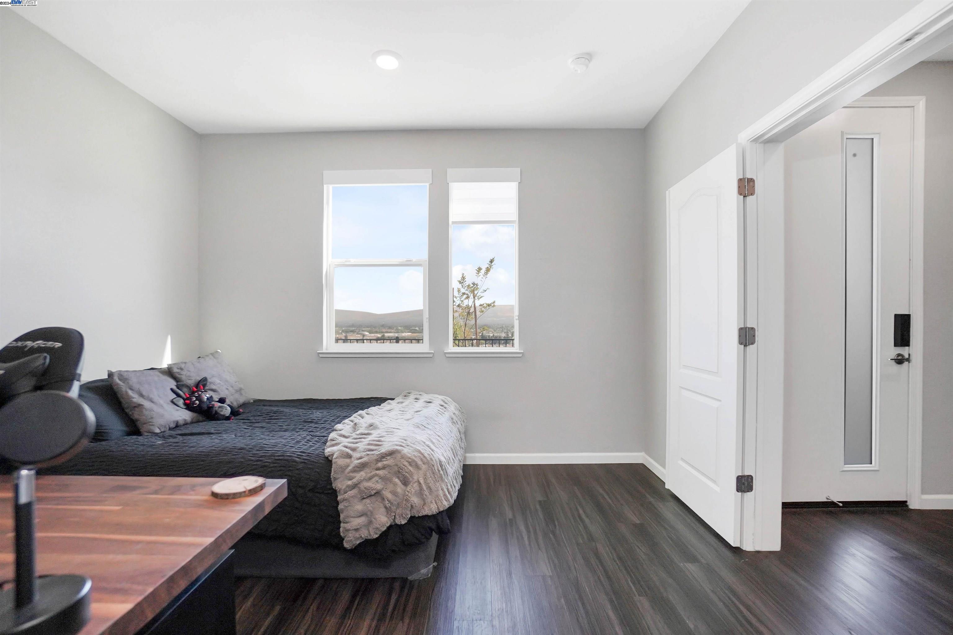 195 Manly Terrace # 3