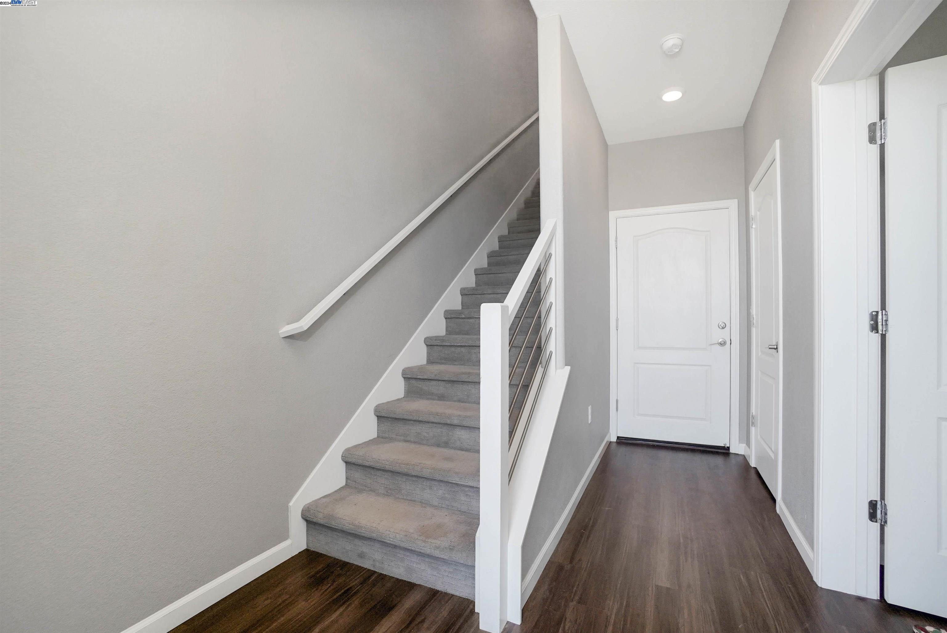 195 Manly Terrace # 3