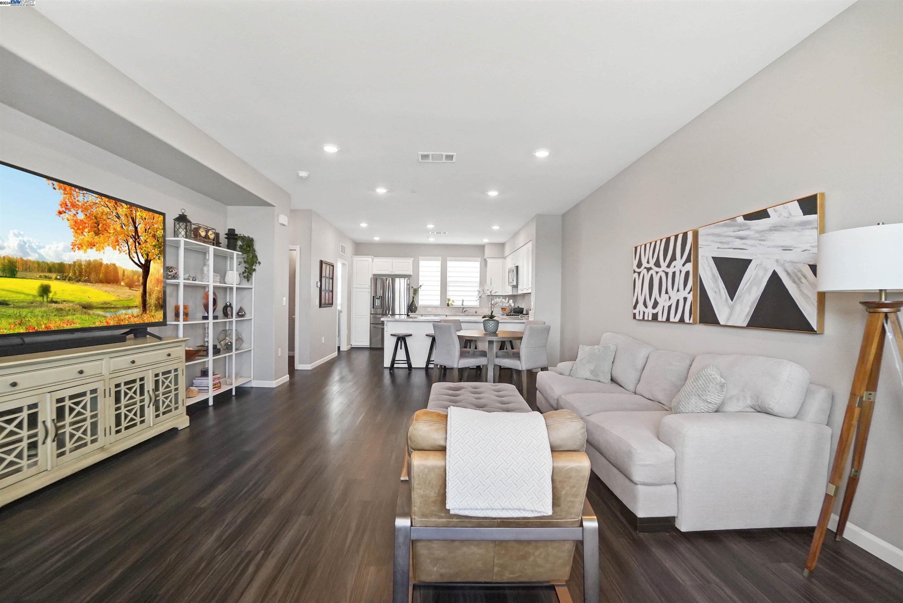 195 Manly Terrace # 3