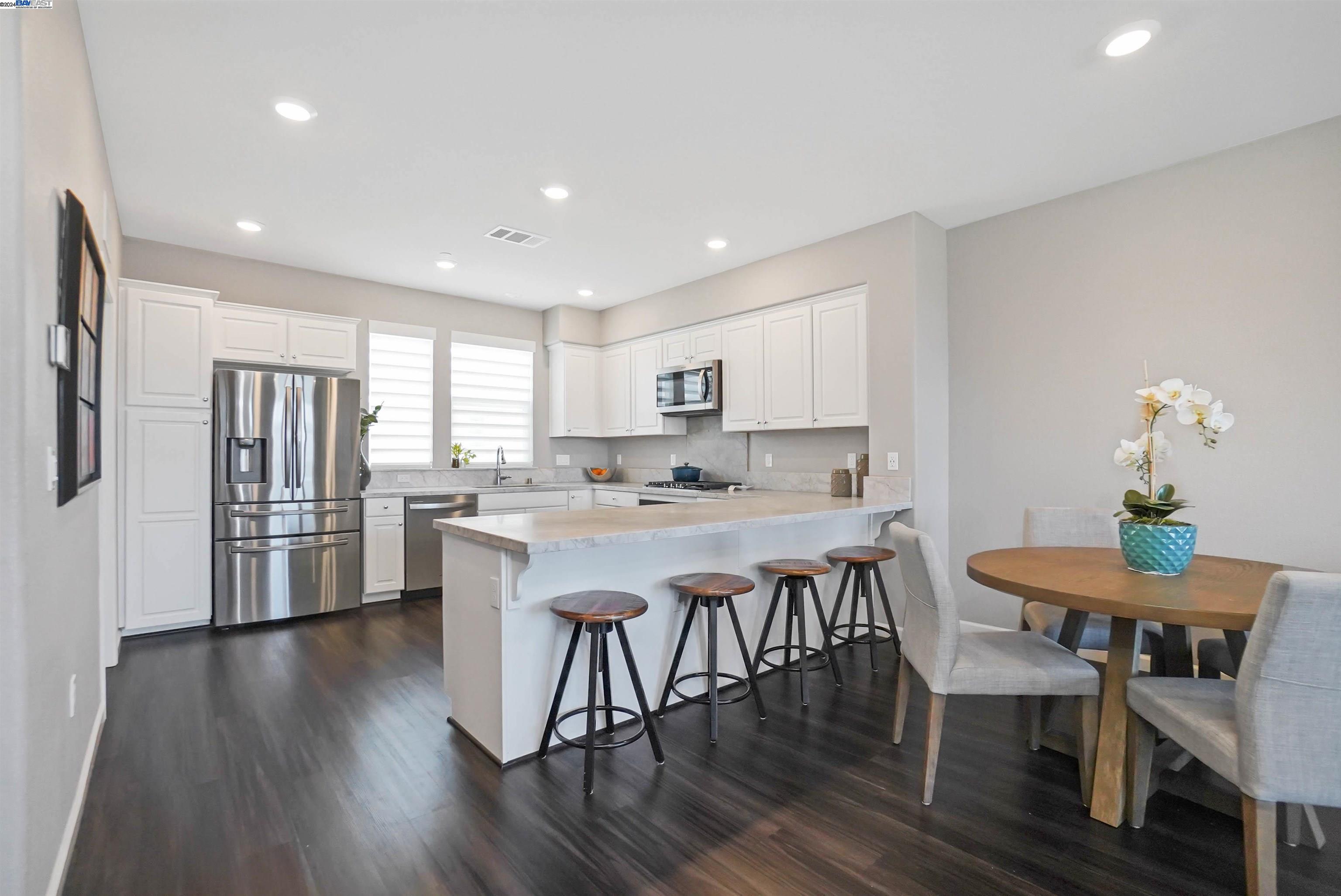 195 Manly Terrace # 3