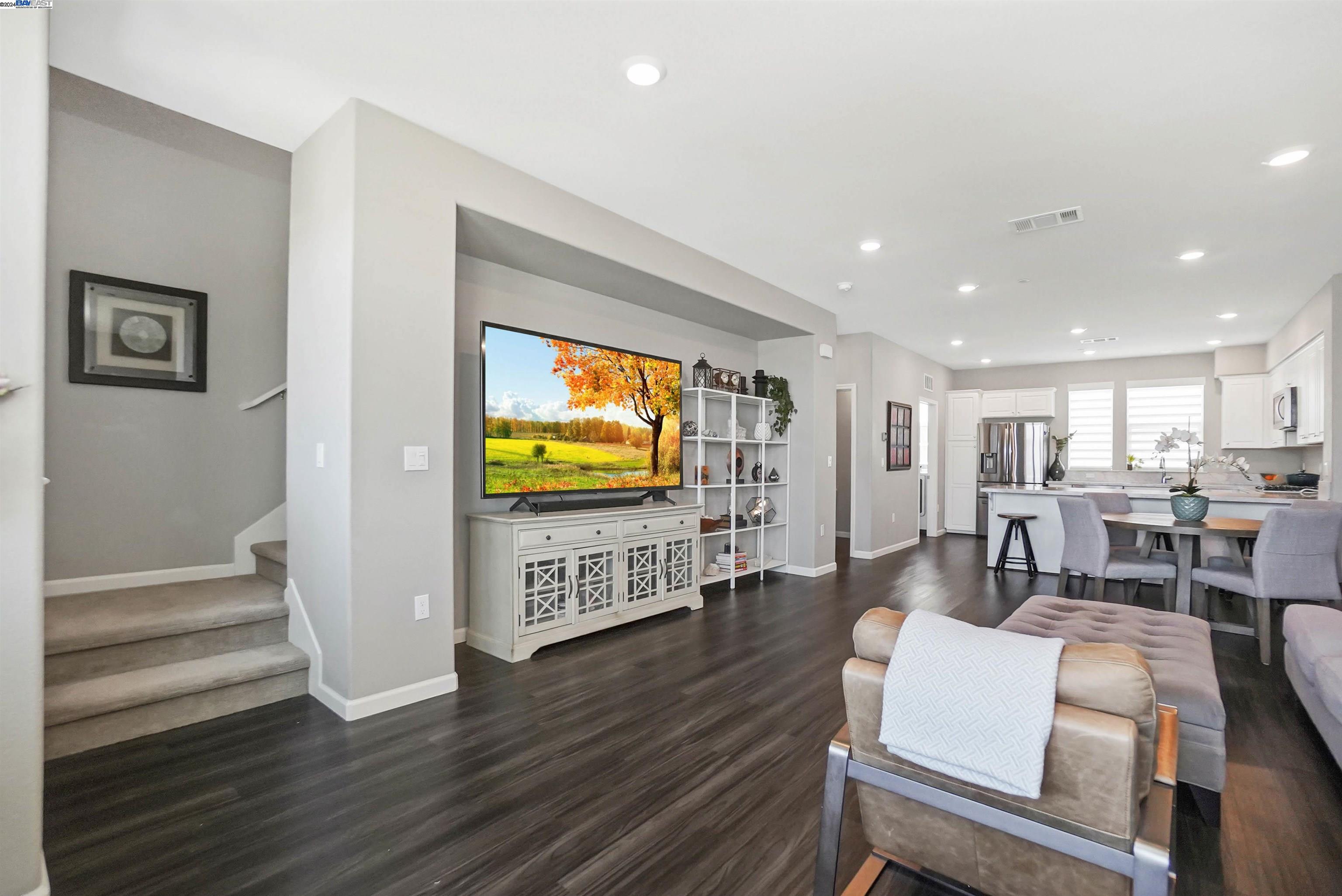 195 Manly Terrace # 3