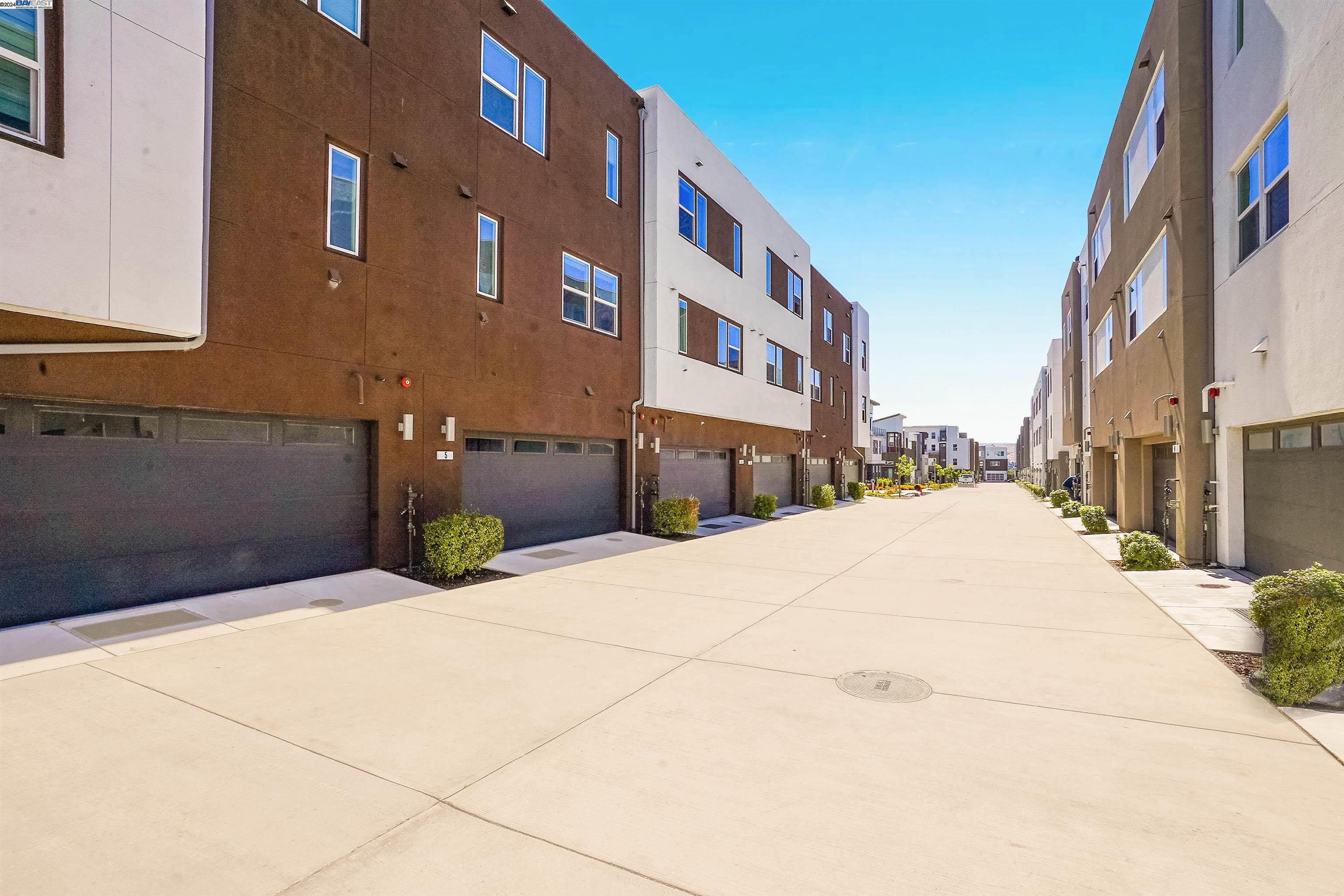 195 Manly Terrace # 3