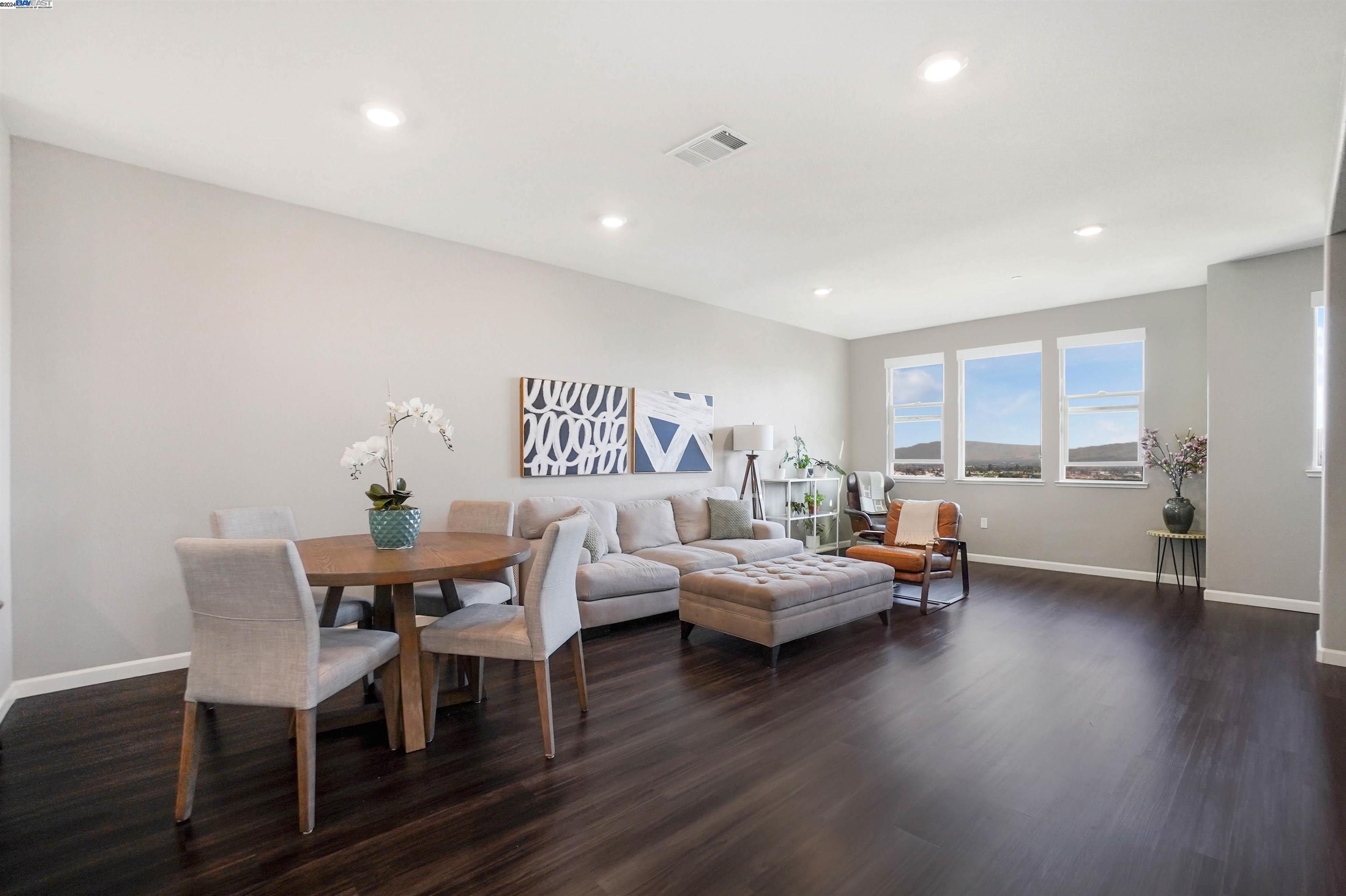 195 Manly Terrace # 3