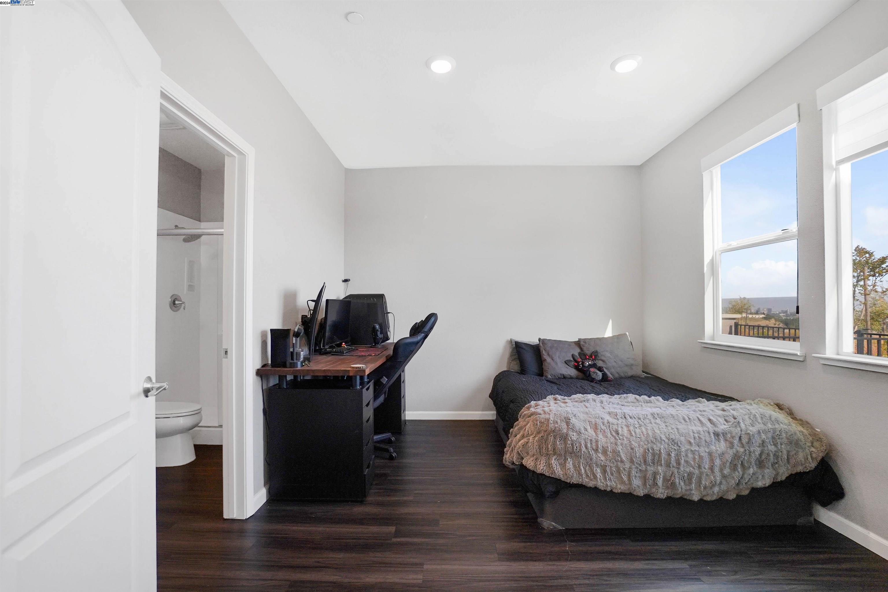 195 Manly Terrace # 3