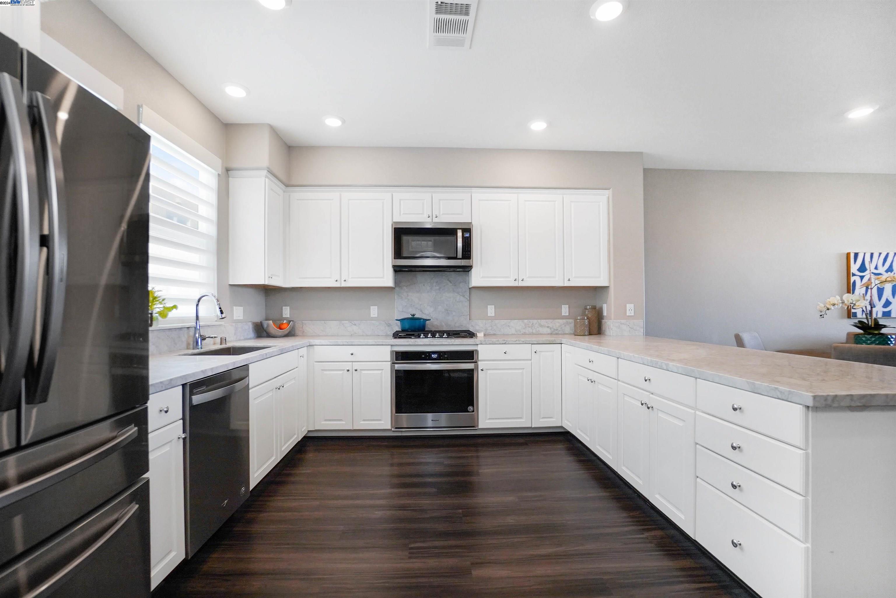 195 Manly Terrace # 3