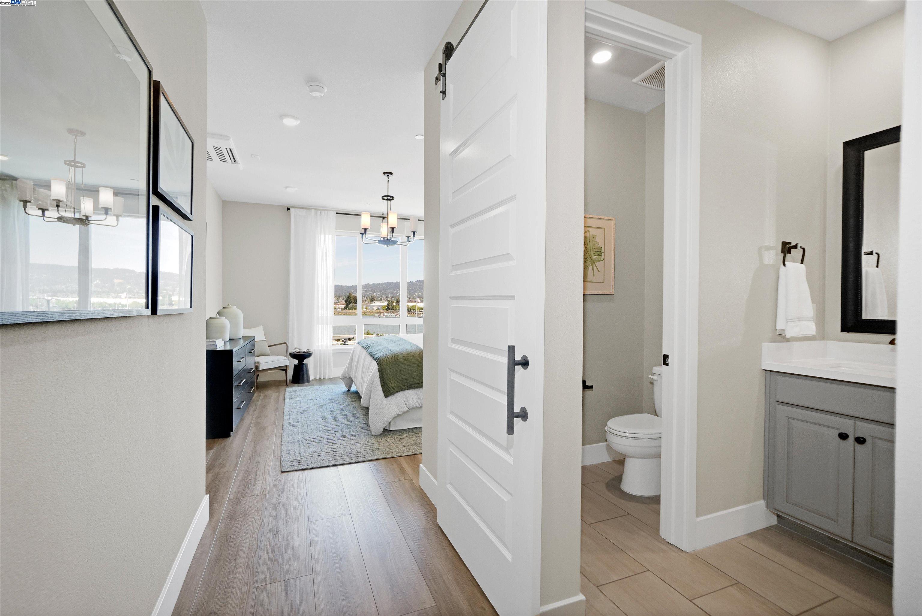 2260 Stanford Street