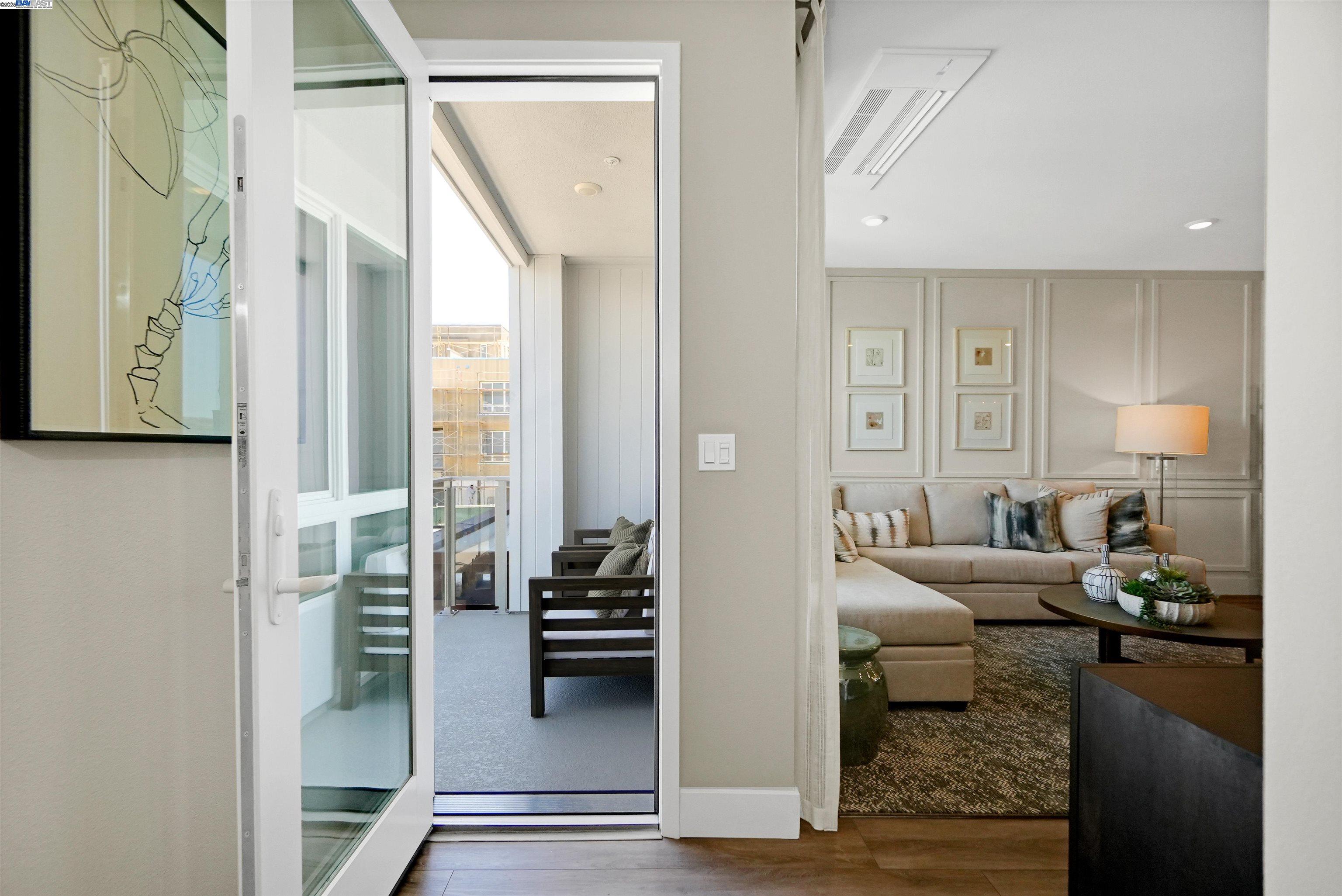 2260 Stanford Street