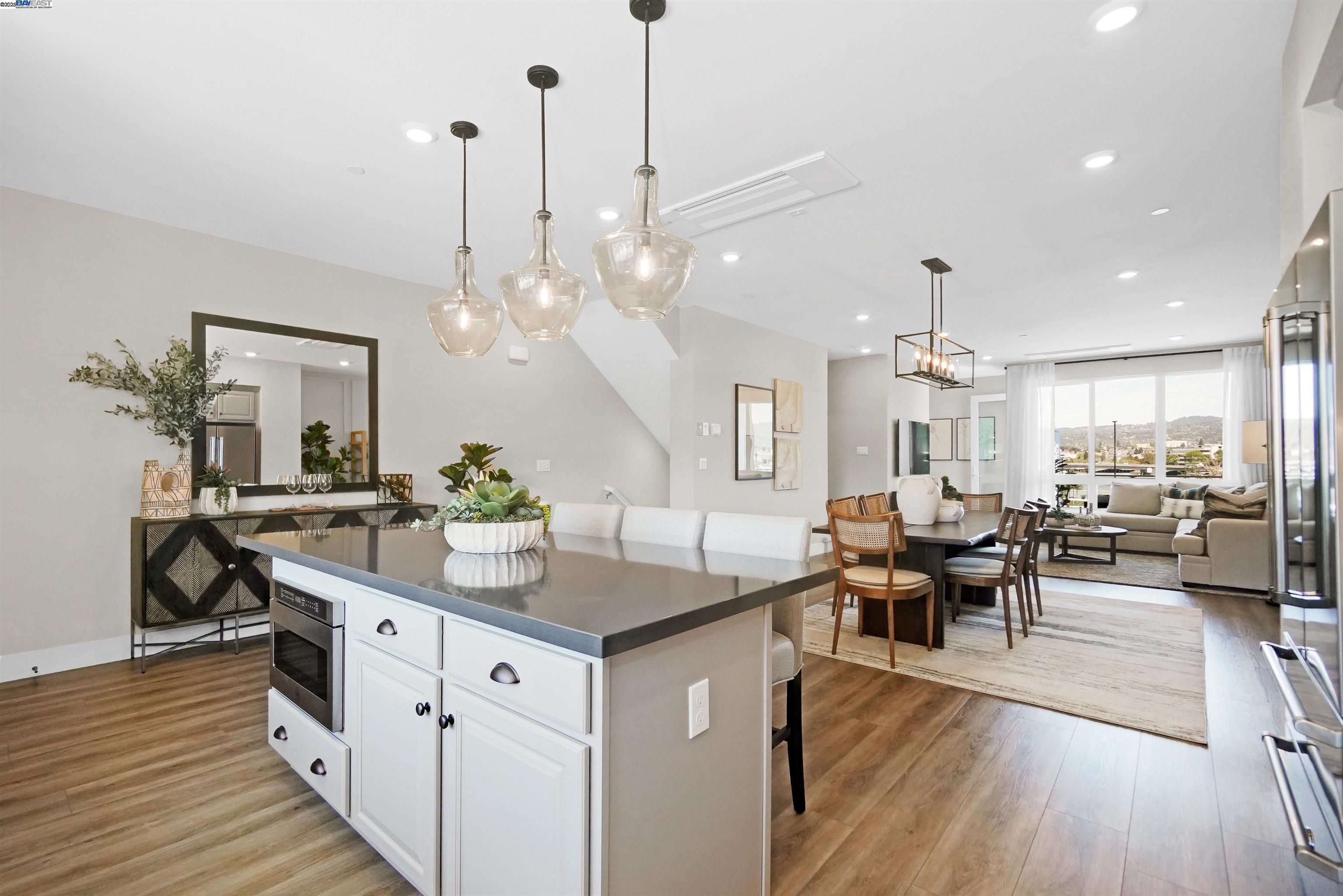 2260 Stanford Street