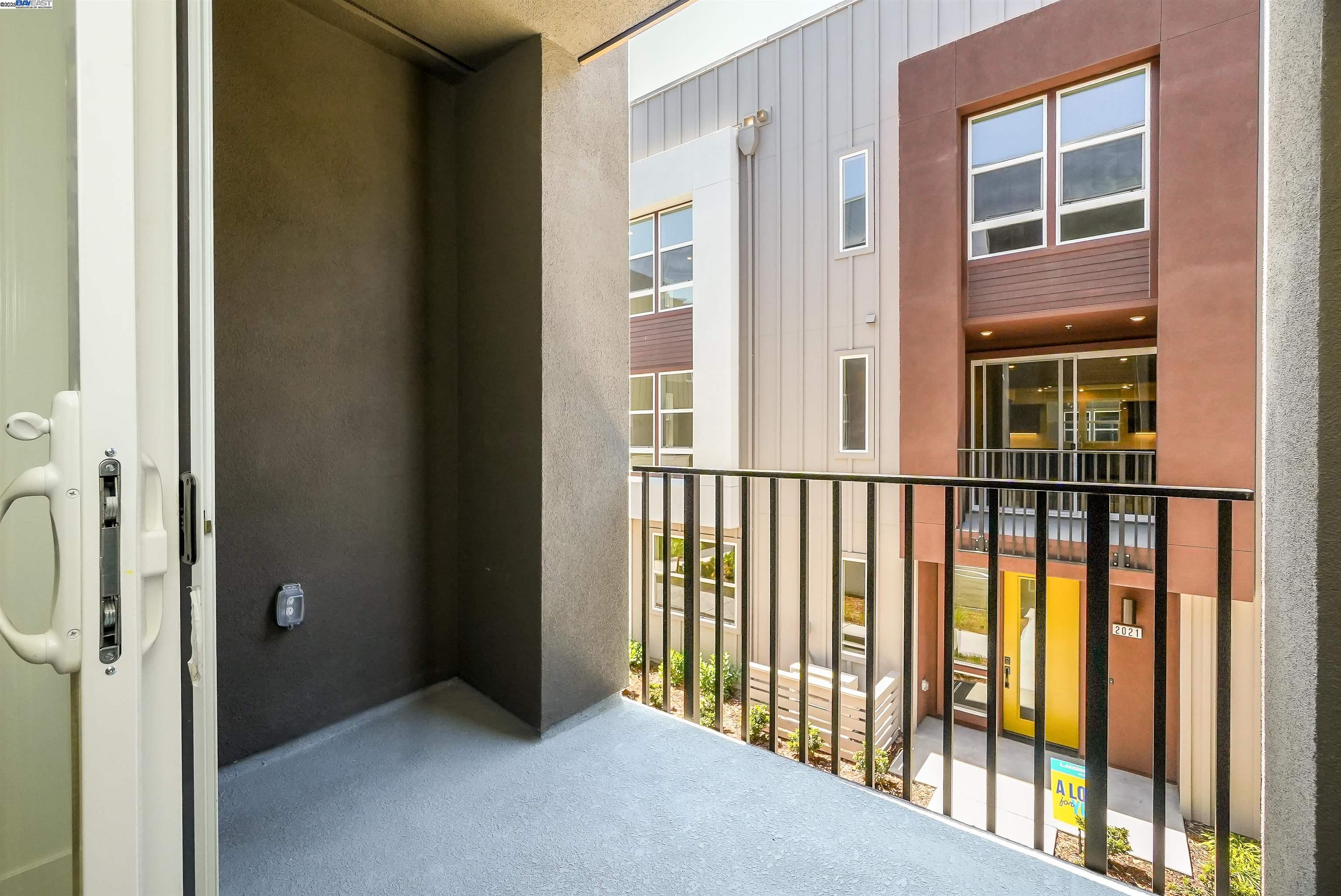 2119 Stanford Street