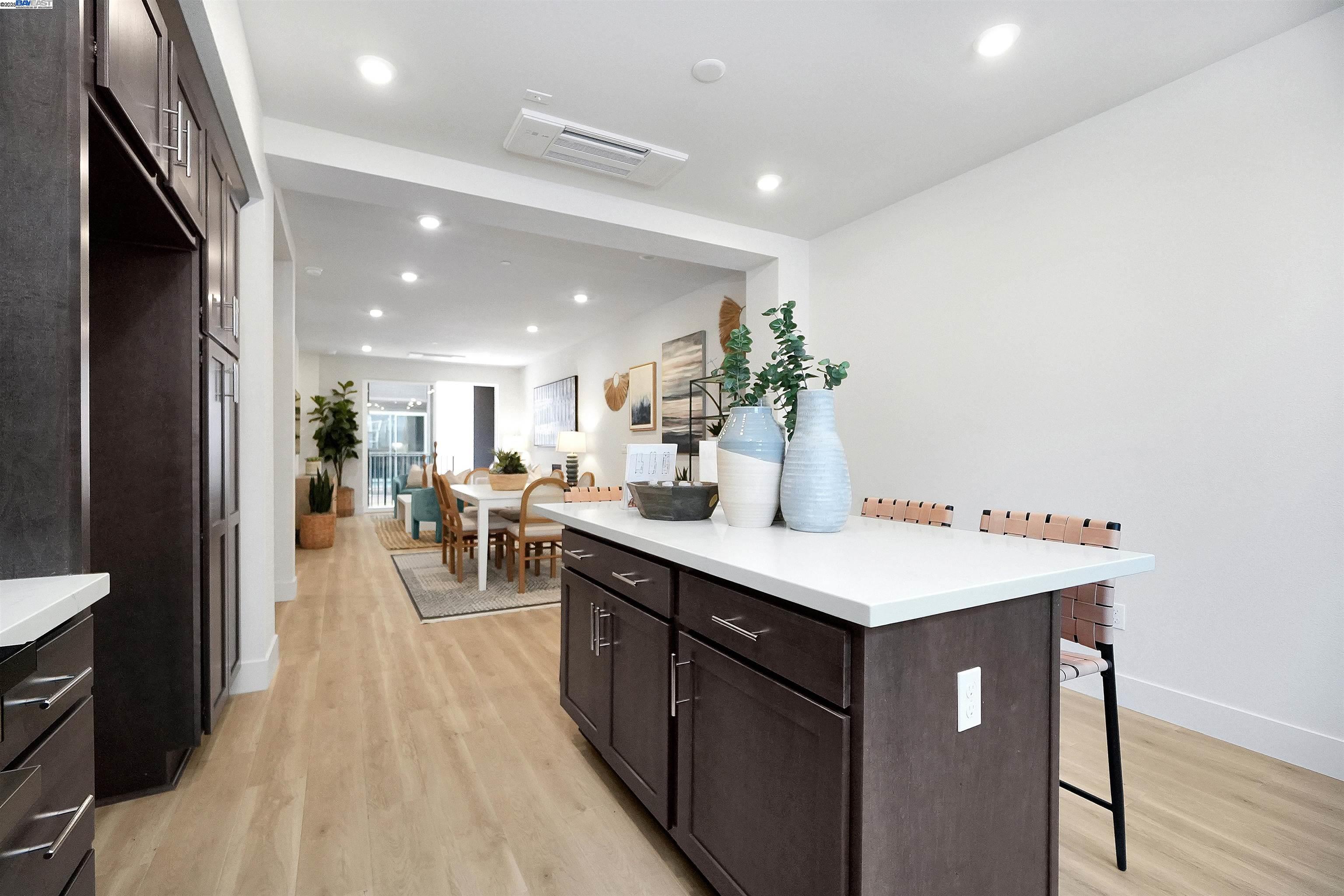 2119 Stanford Street