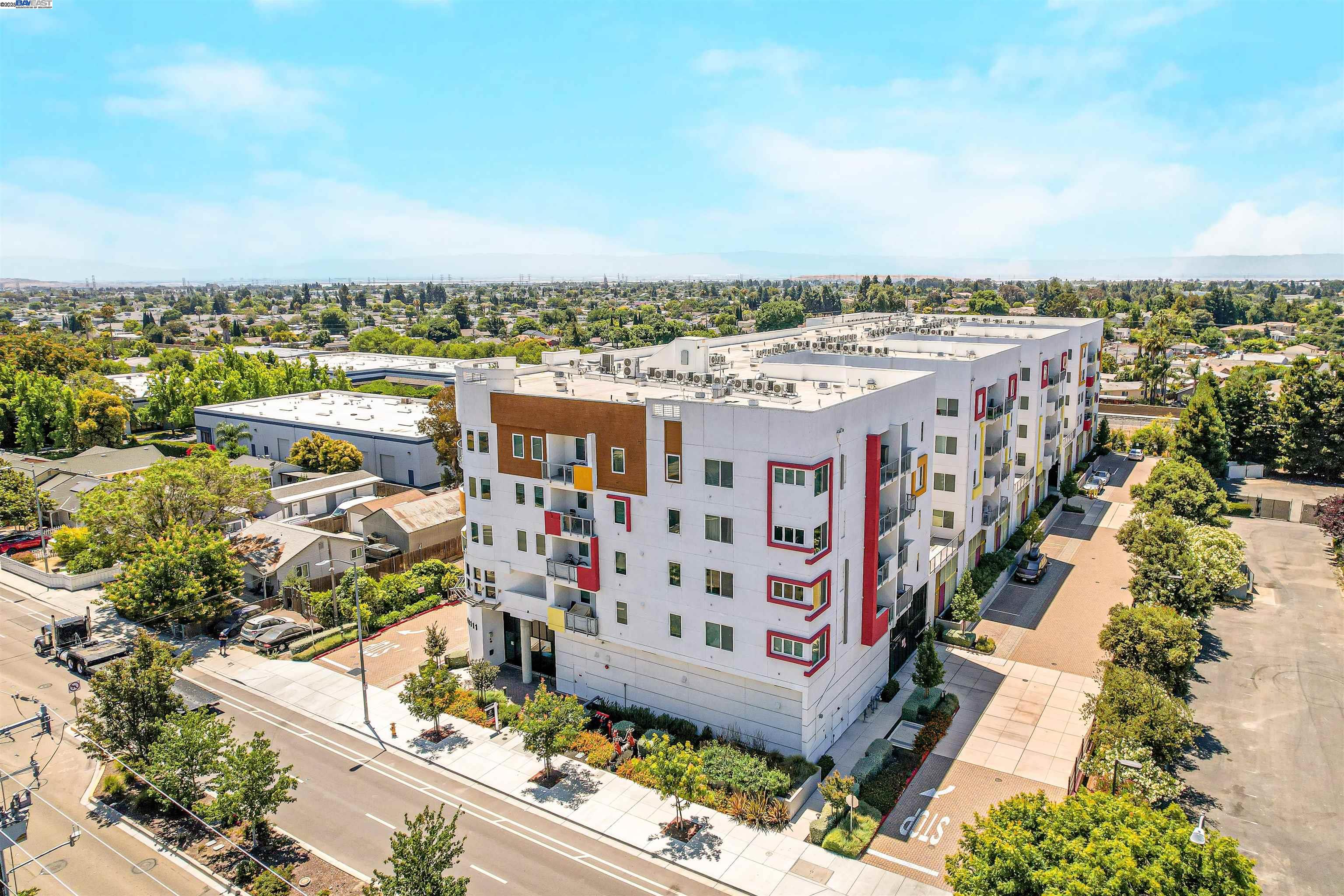 42111 Osgood # 418