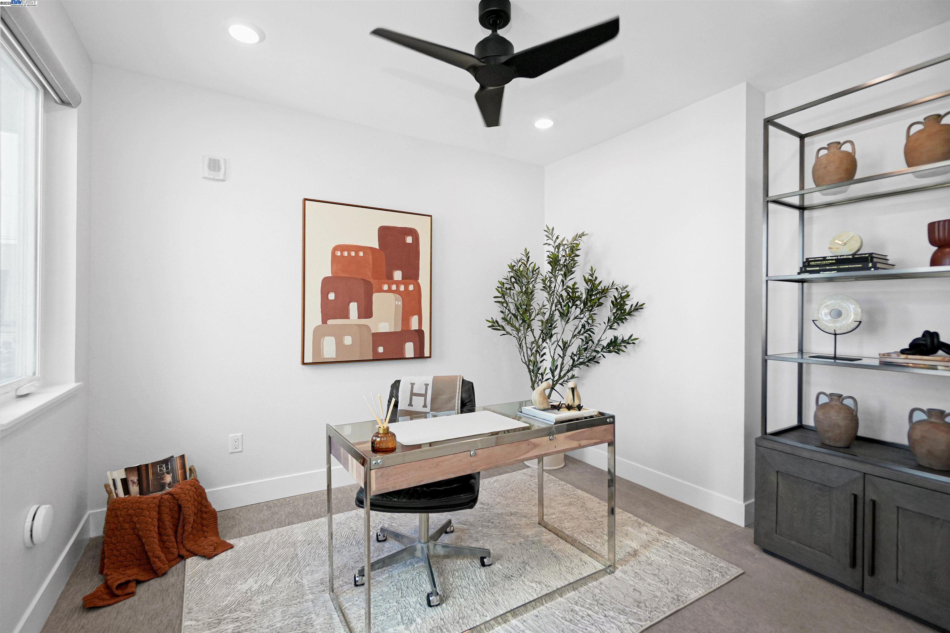 42111 Osgood # 418