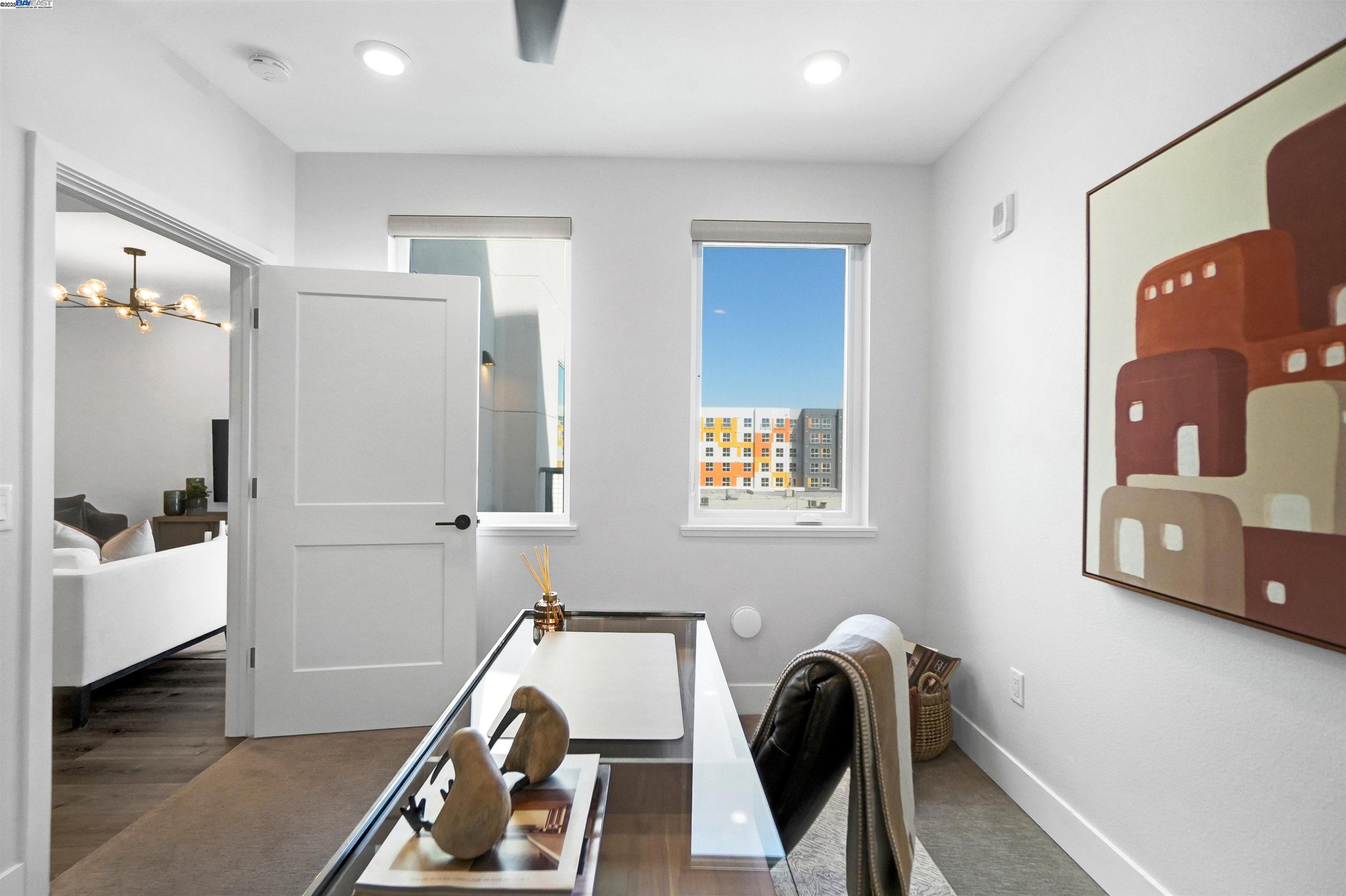 42111 Osgood # 418