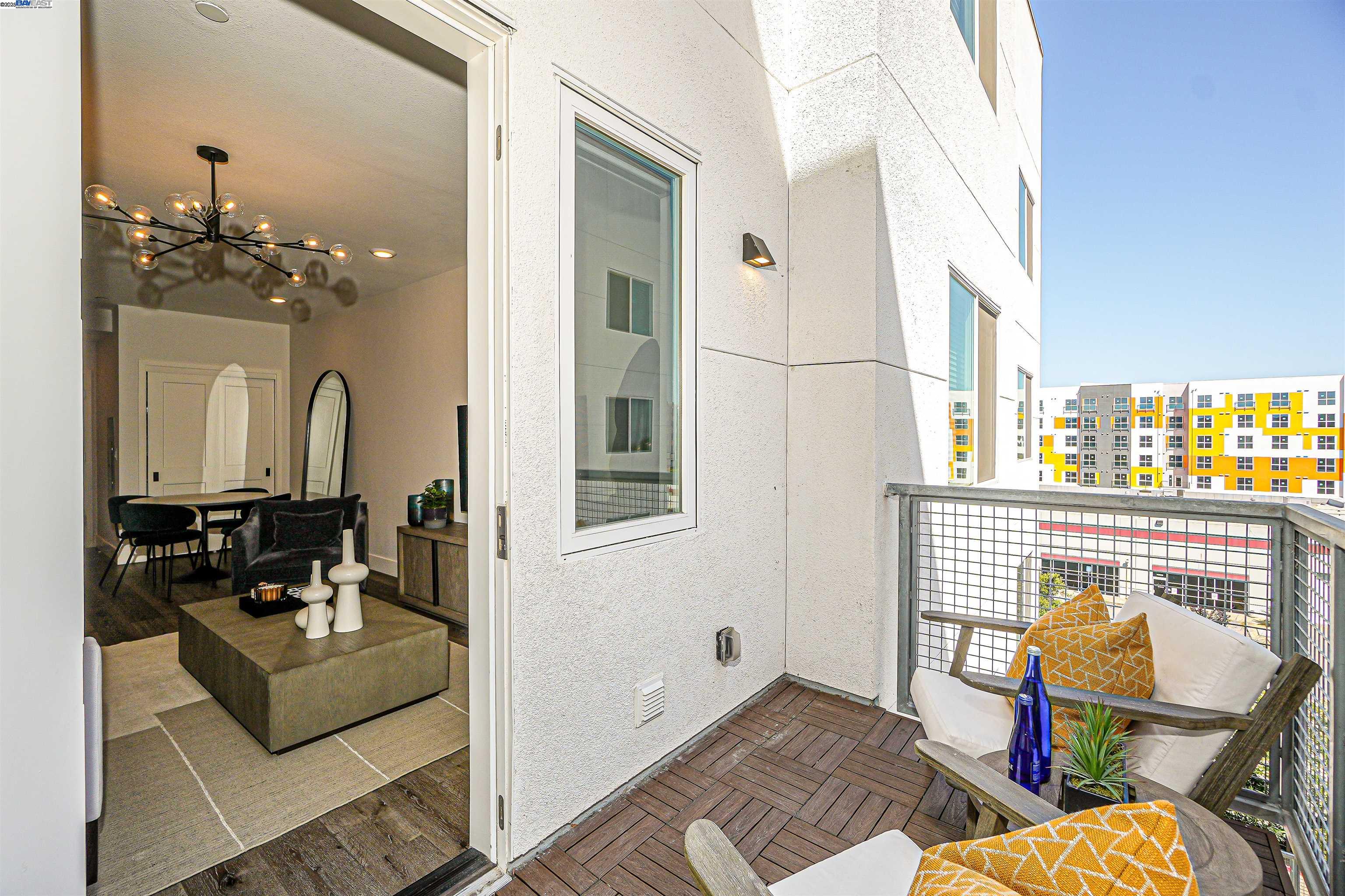 42111 Osgood # 418