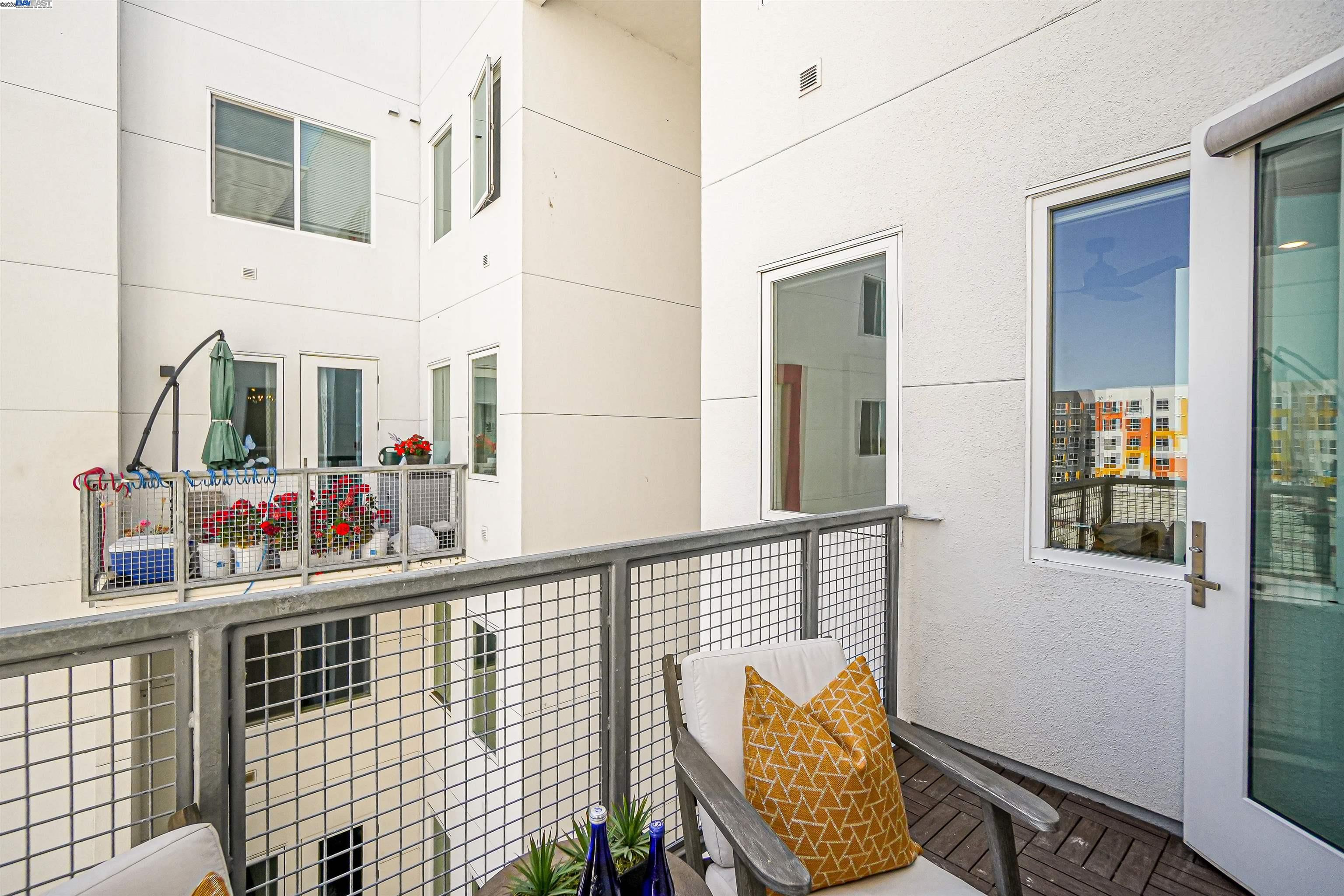 42111 Osgood # 418