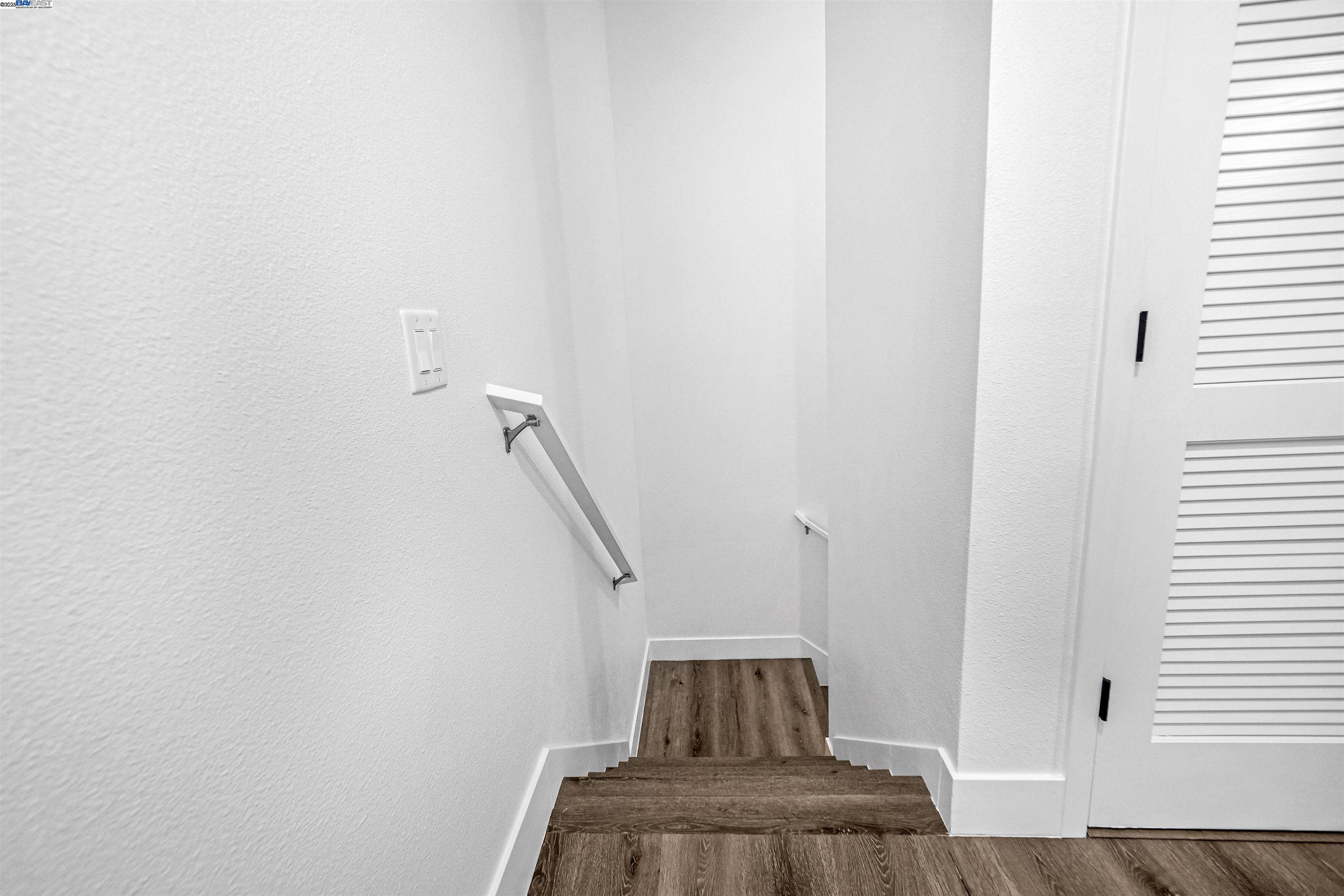 42111 Osgood # 418