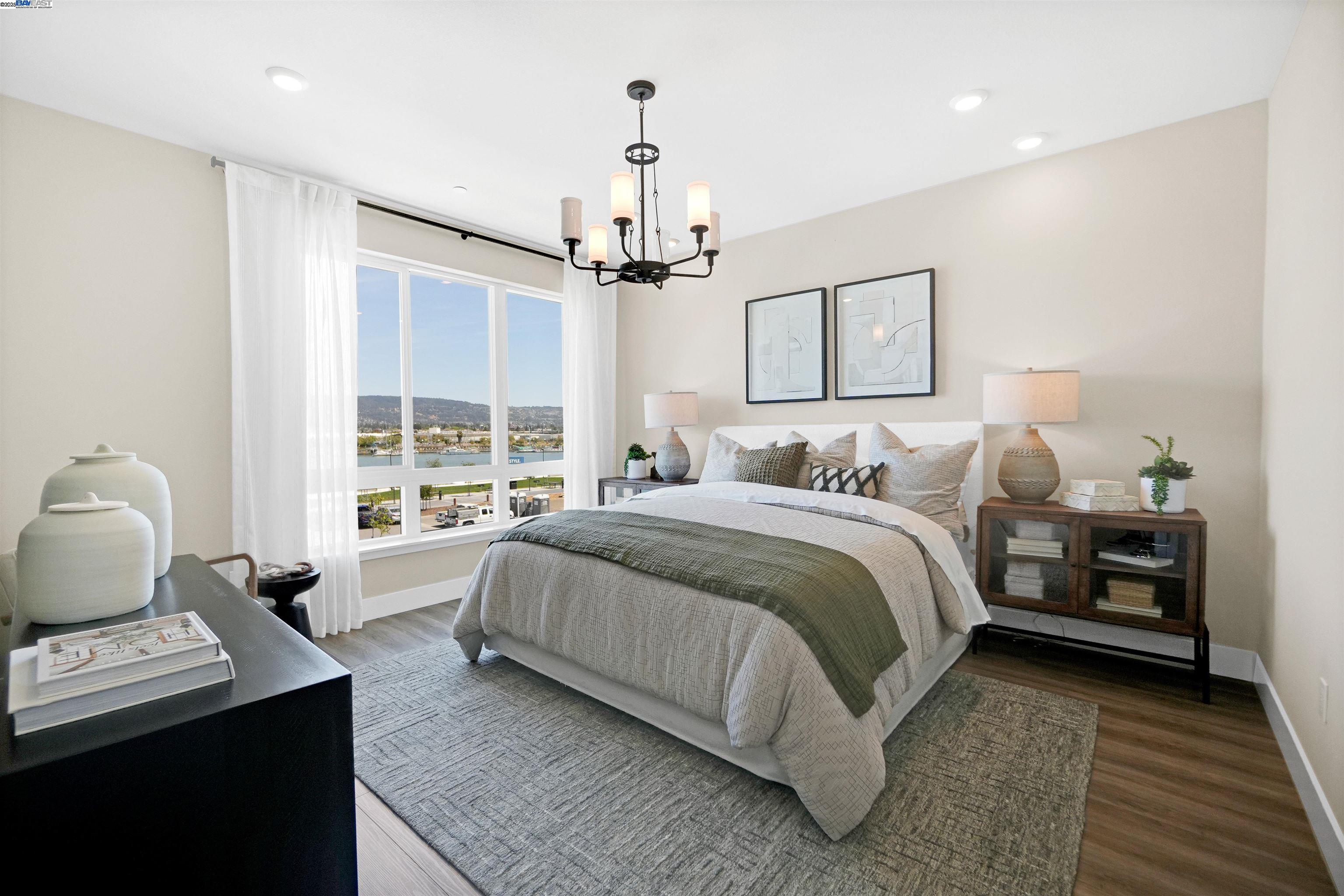 2258 Stanford Street