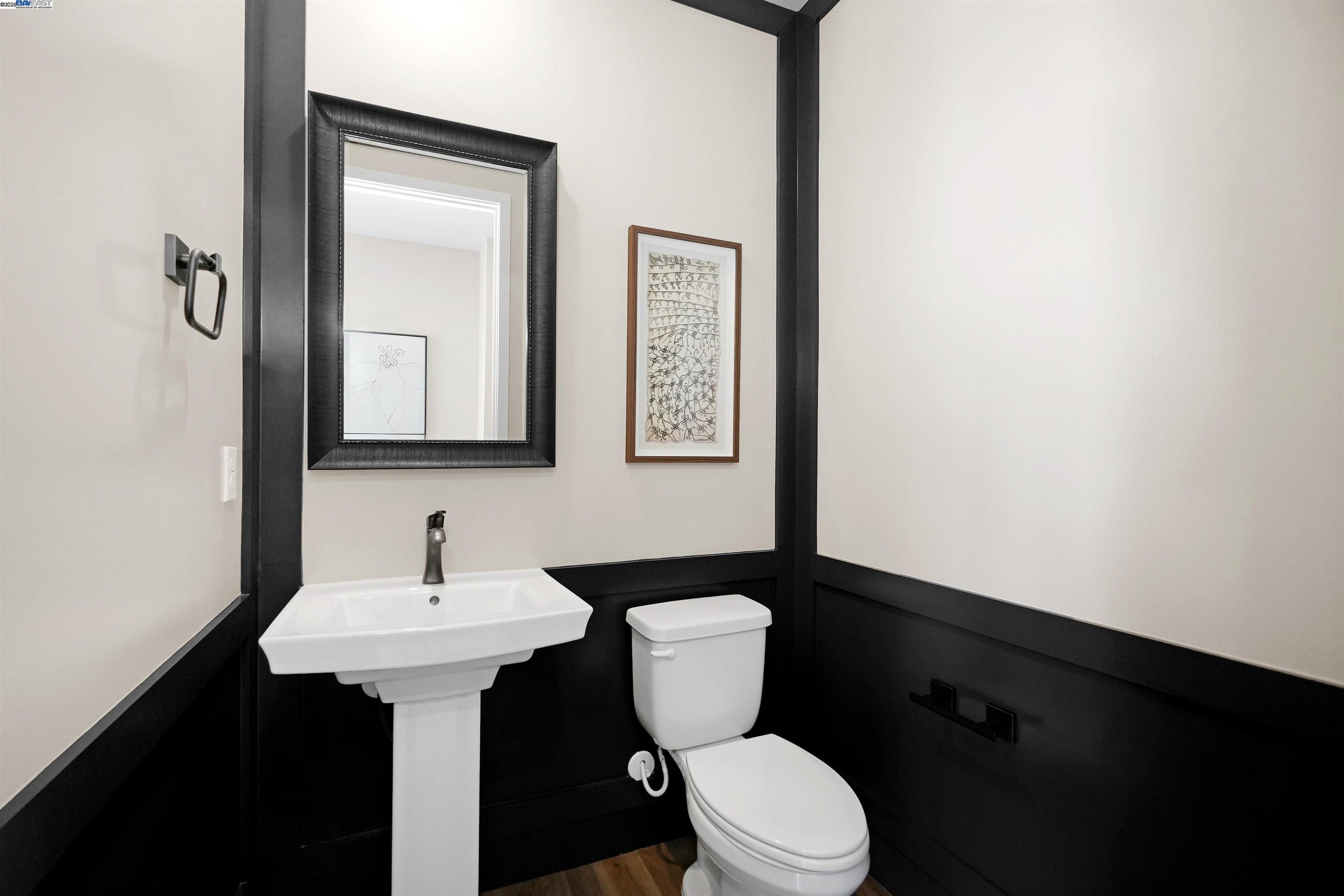 2258 Stanford Street