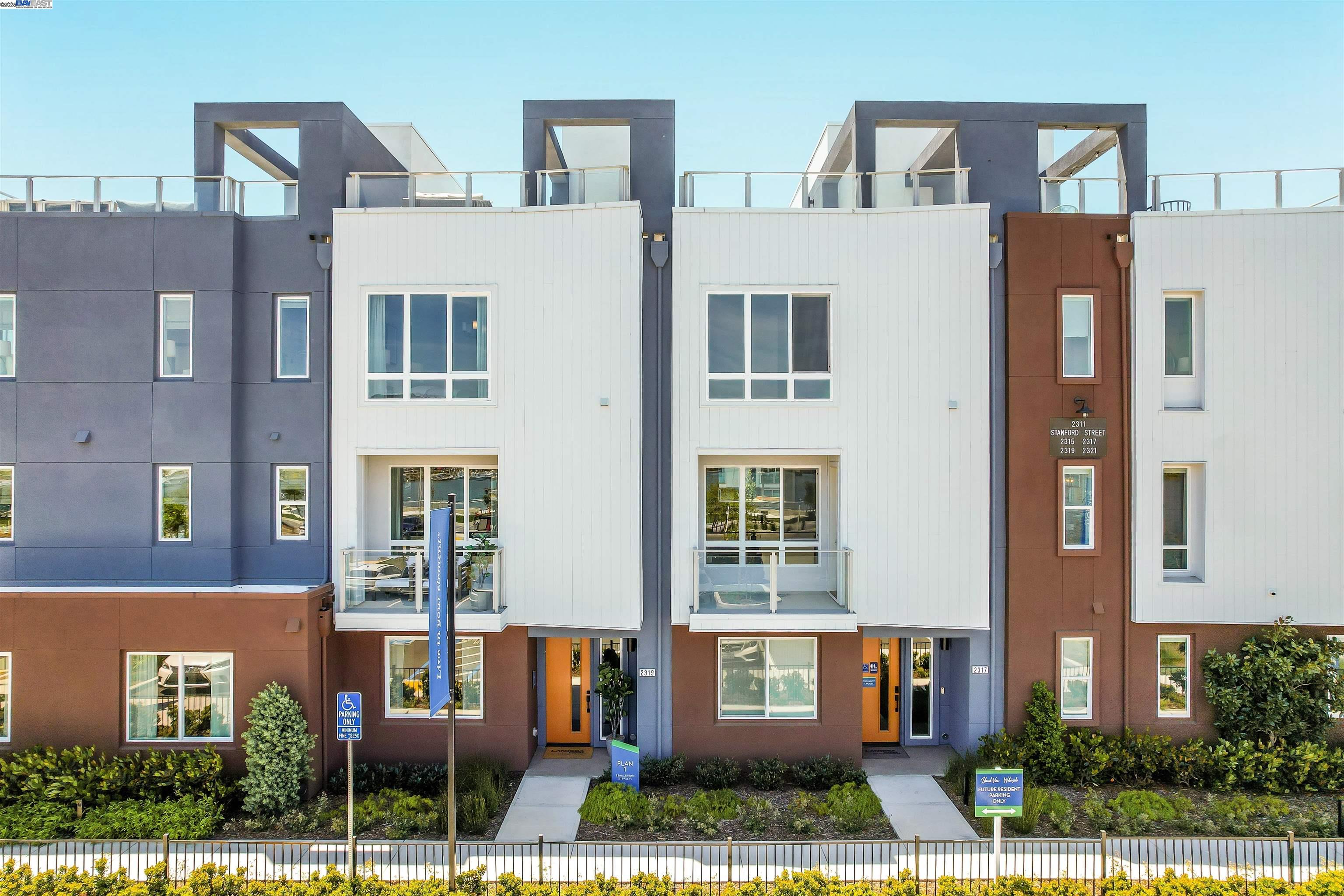2258 Stanford Street