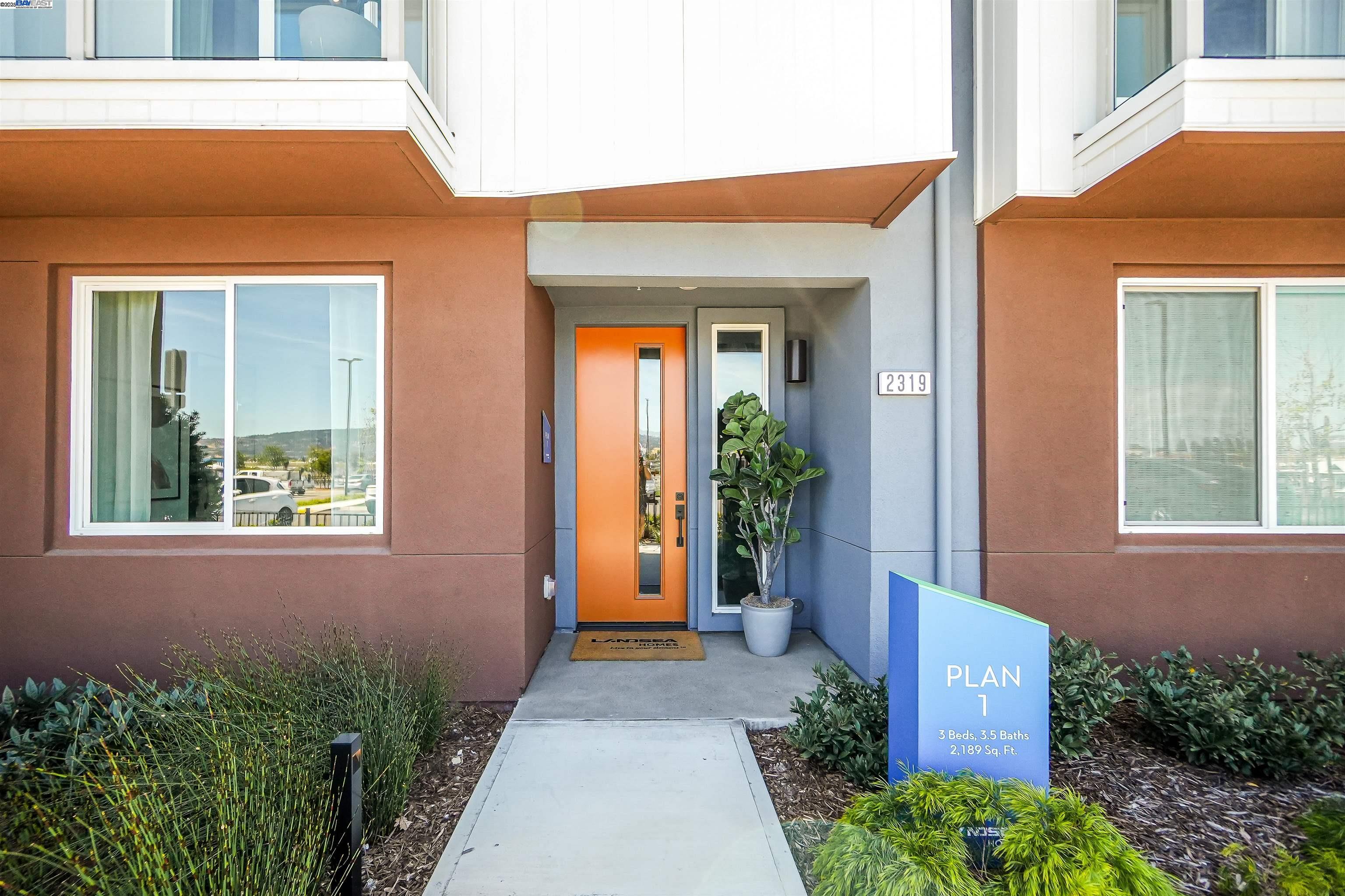 2258 Stanford Street