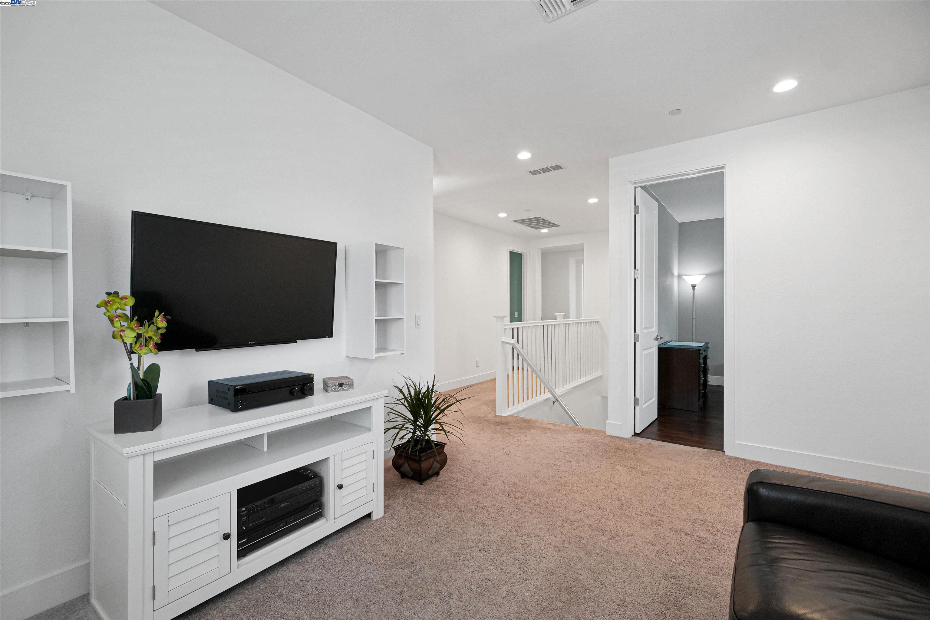 550 Gather Ct