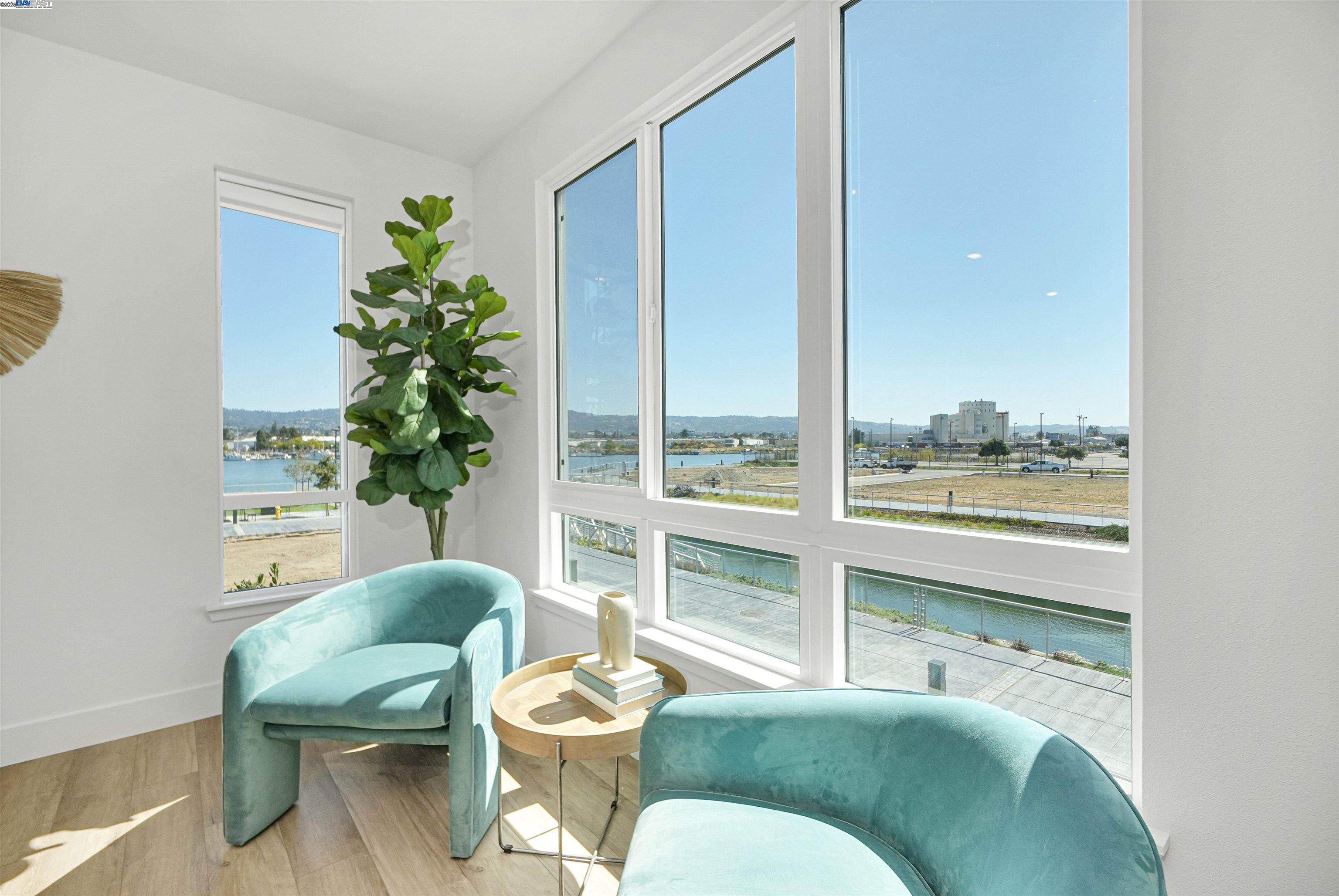 2388 Stanford Street