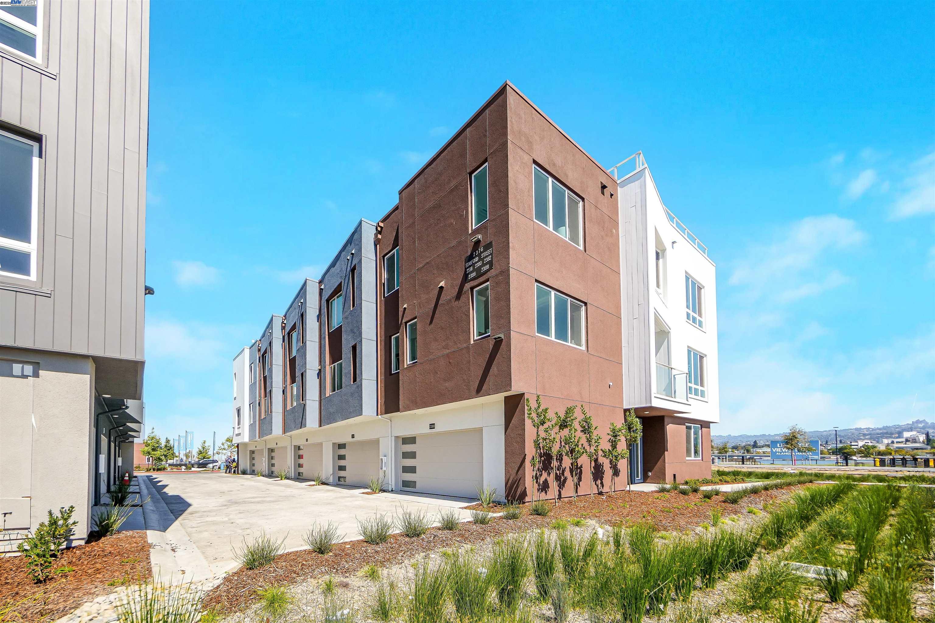 2388 Stanford Street