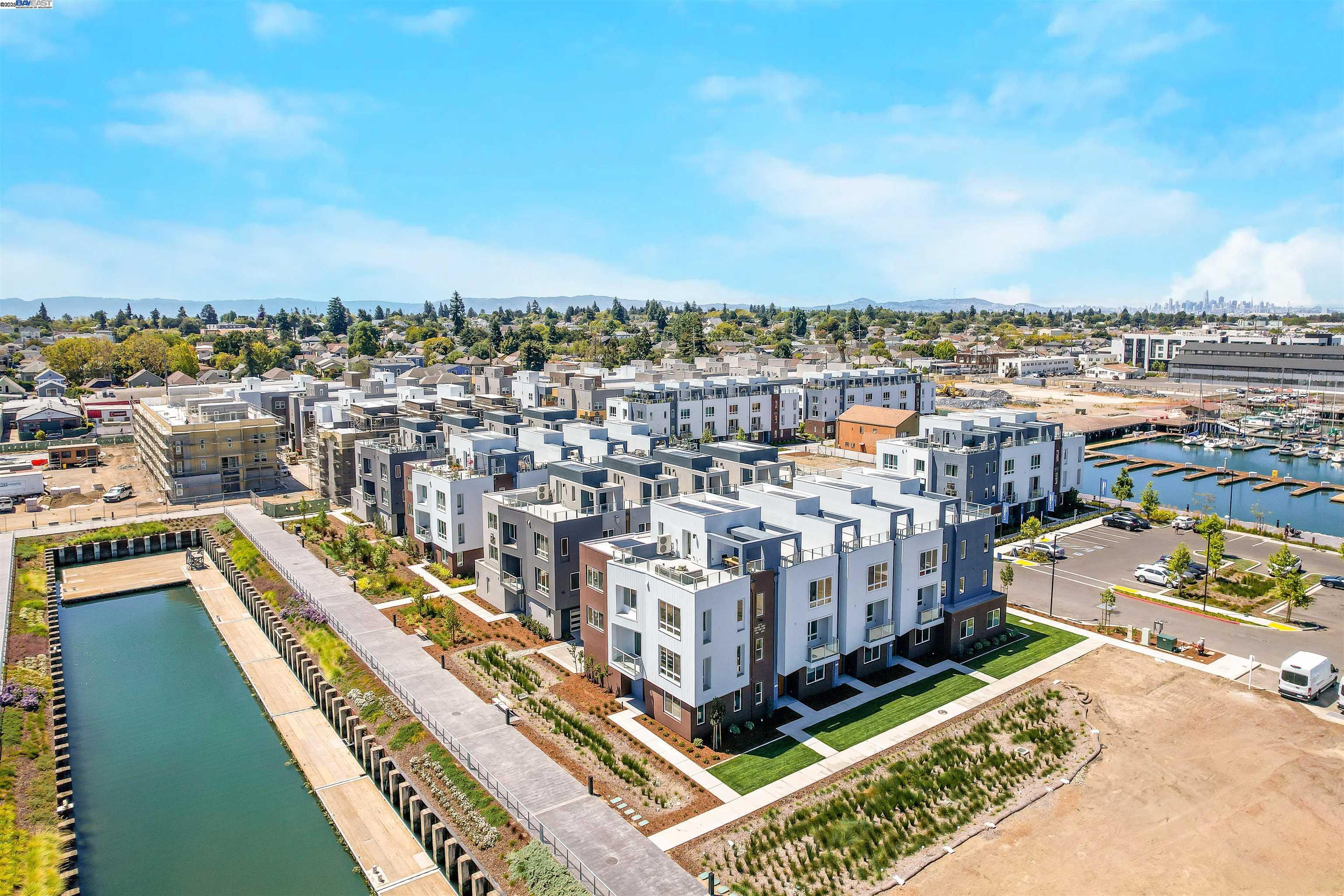 2388 Stanford Street