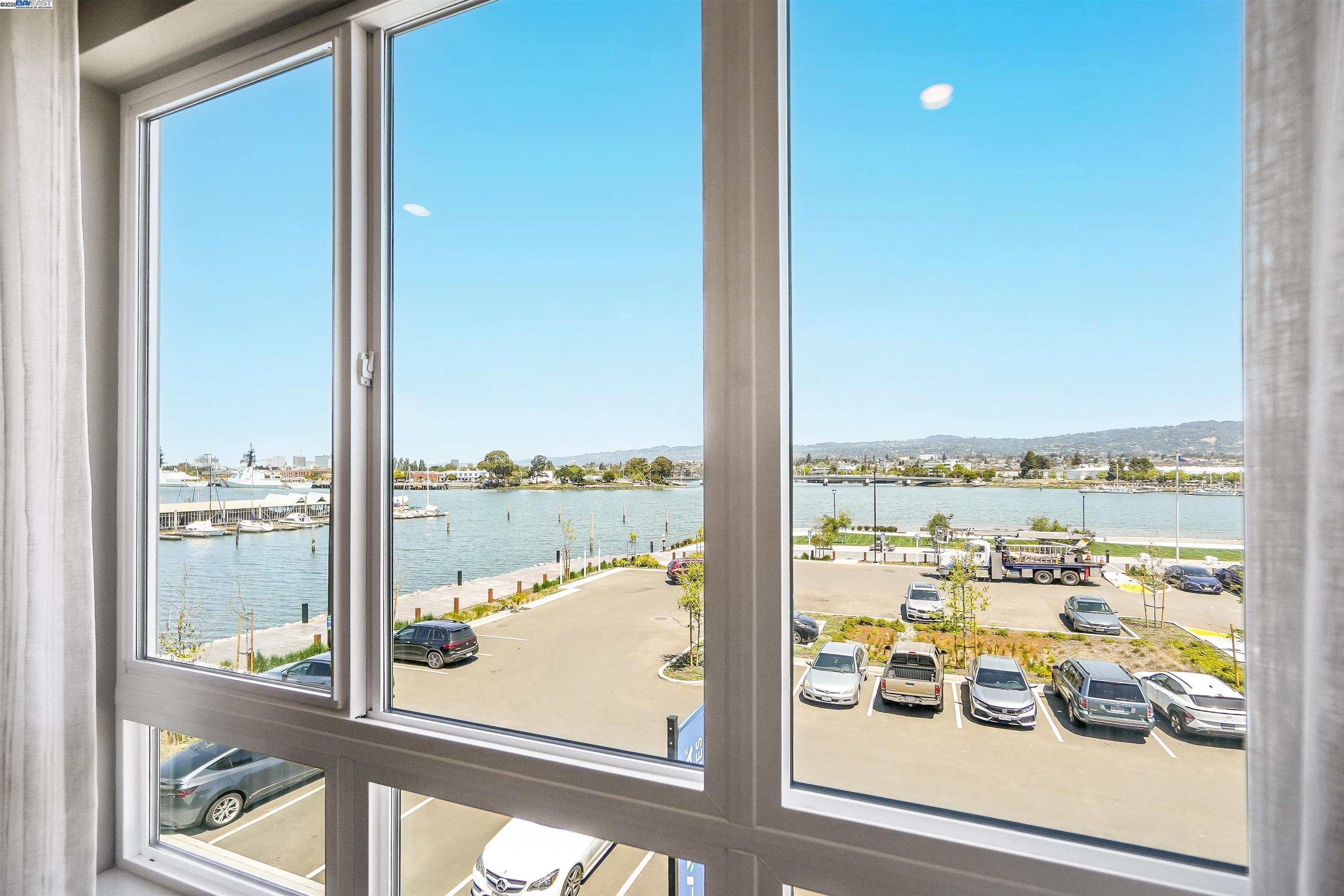 2256 Stanford Street