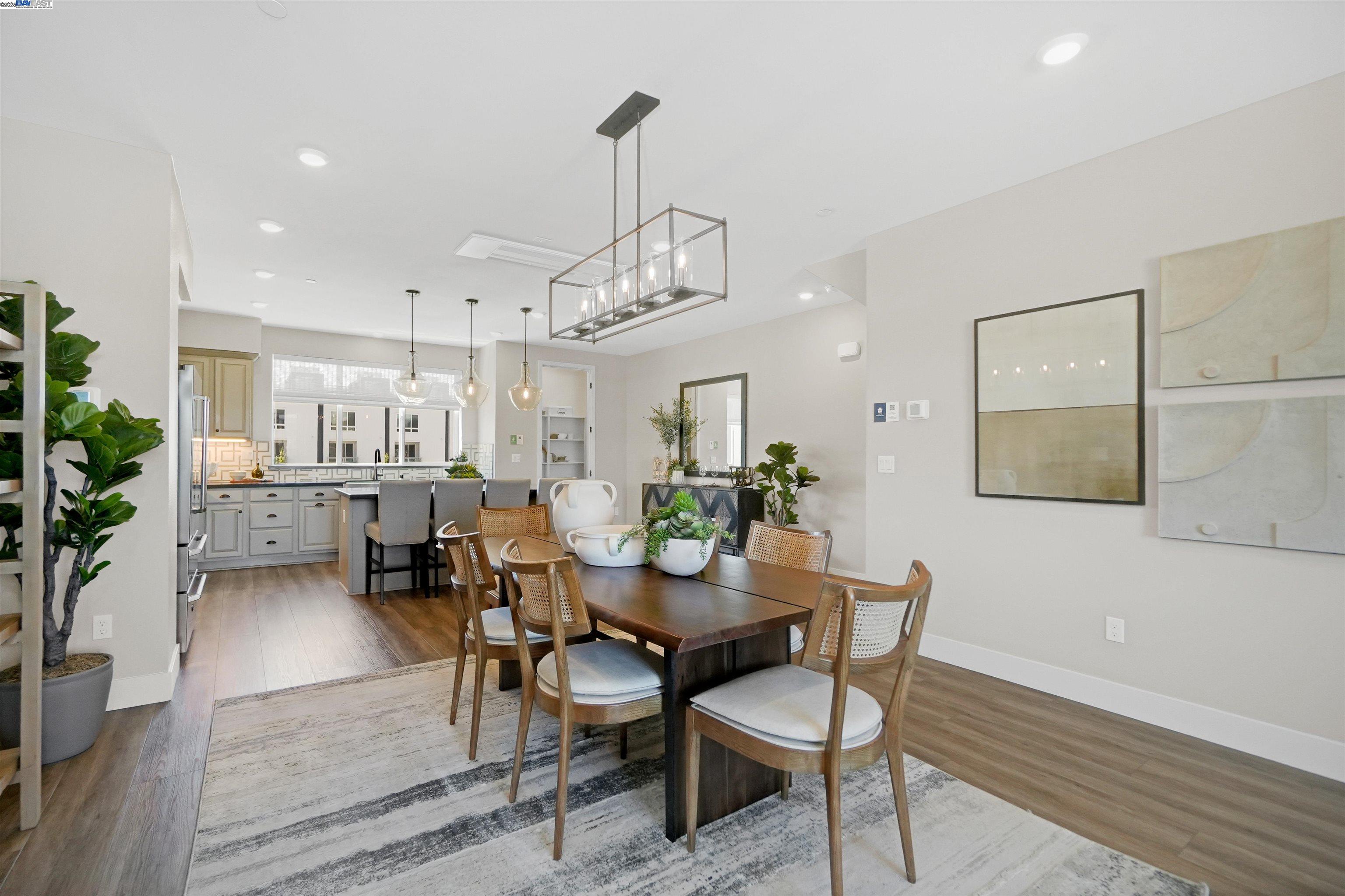 2256 Stanford Street