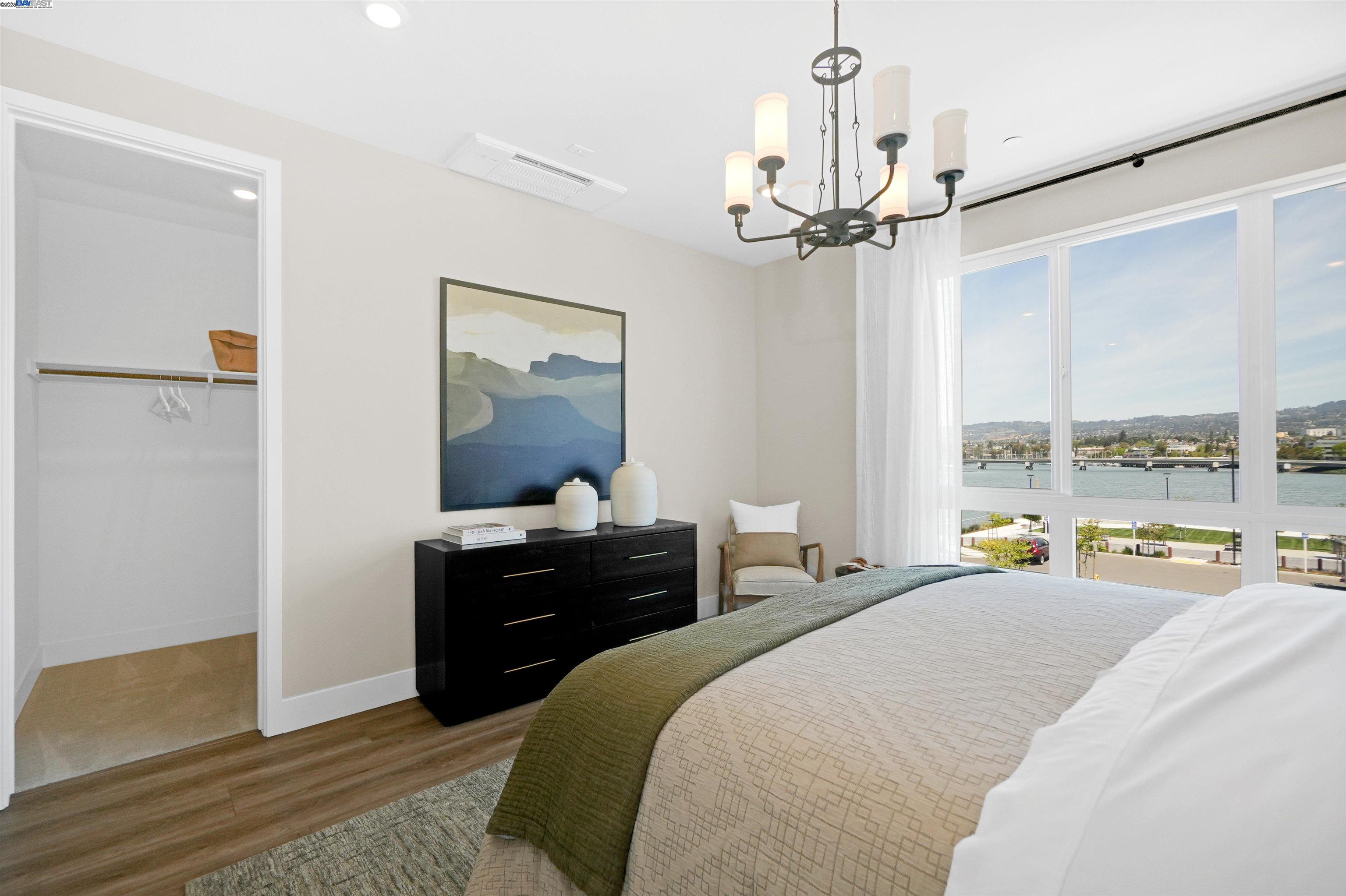 2256 Stanford Street