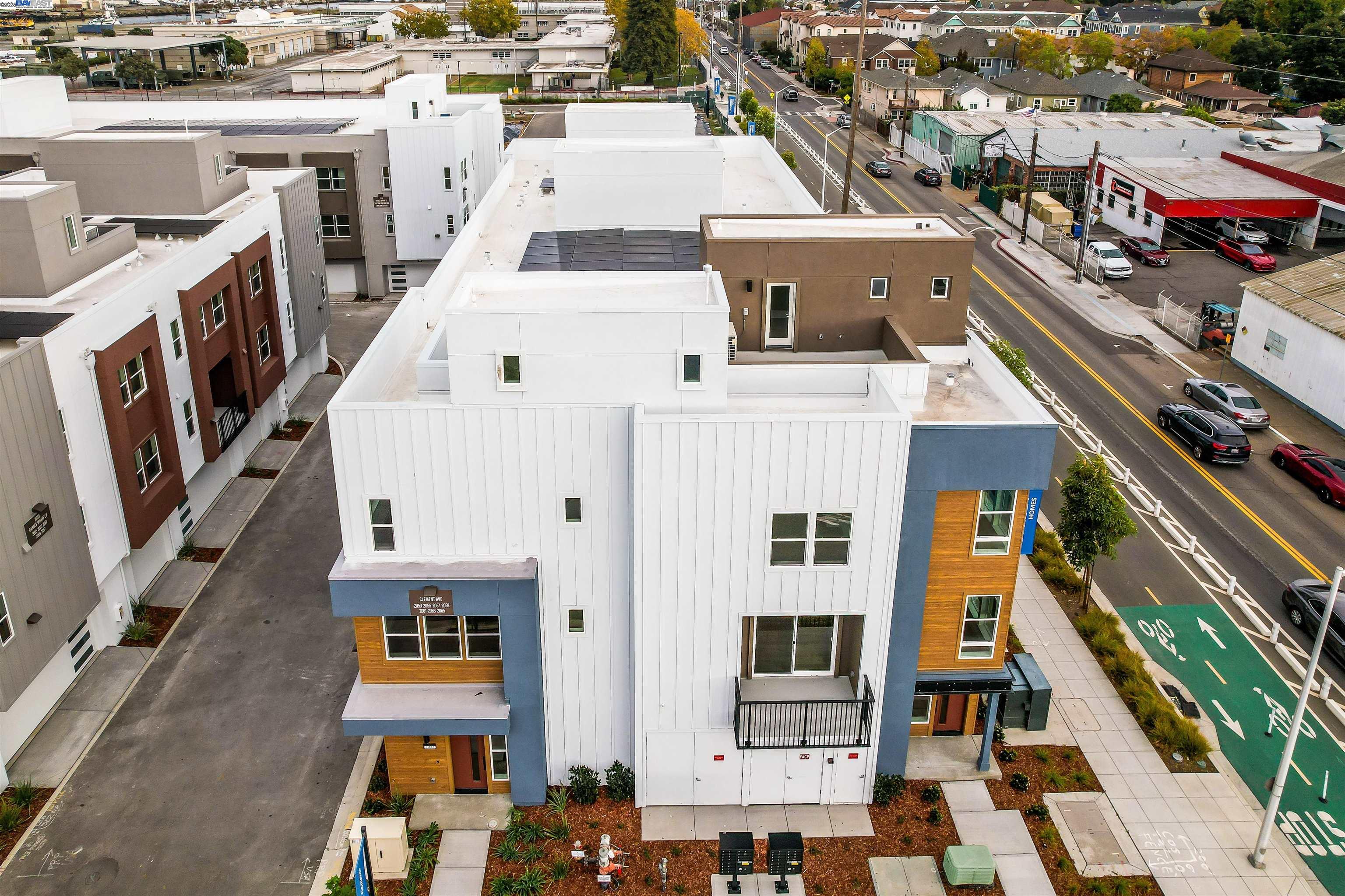 2055 Clement Avenue