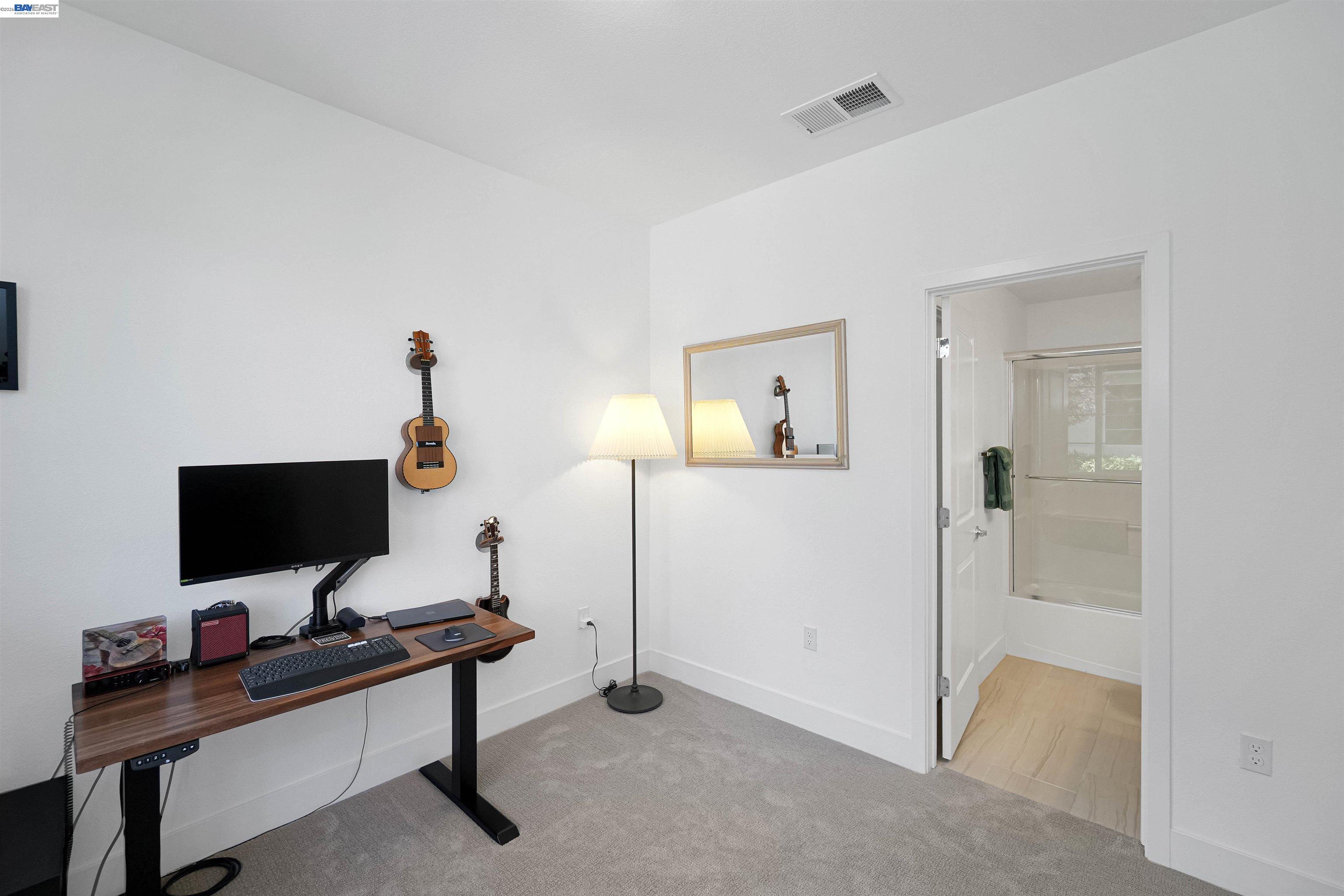 29268 Hub Ln