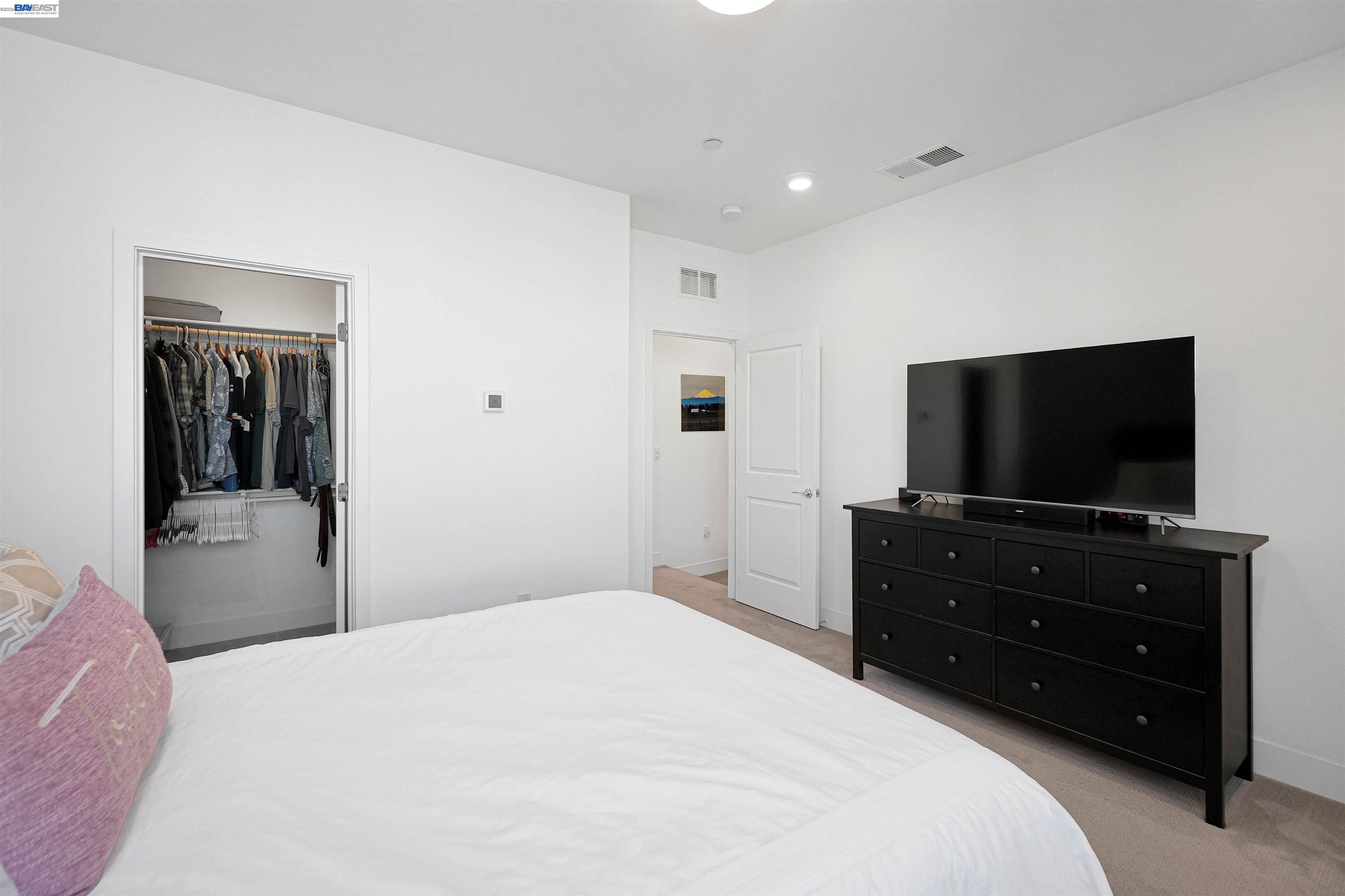 29268 Hub Ln