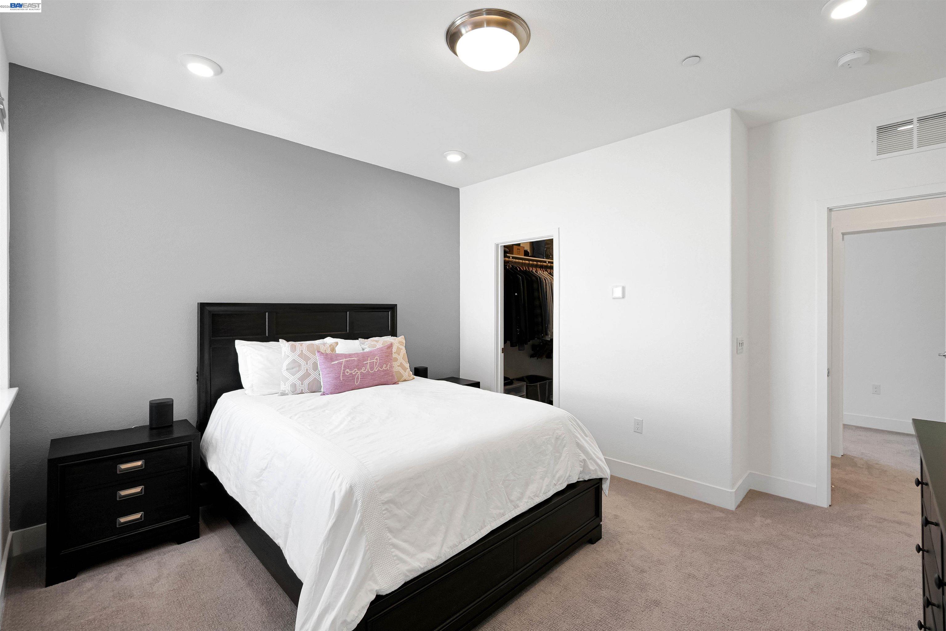 29268 Hub Ln