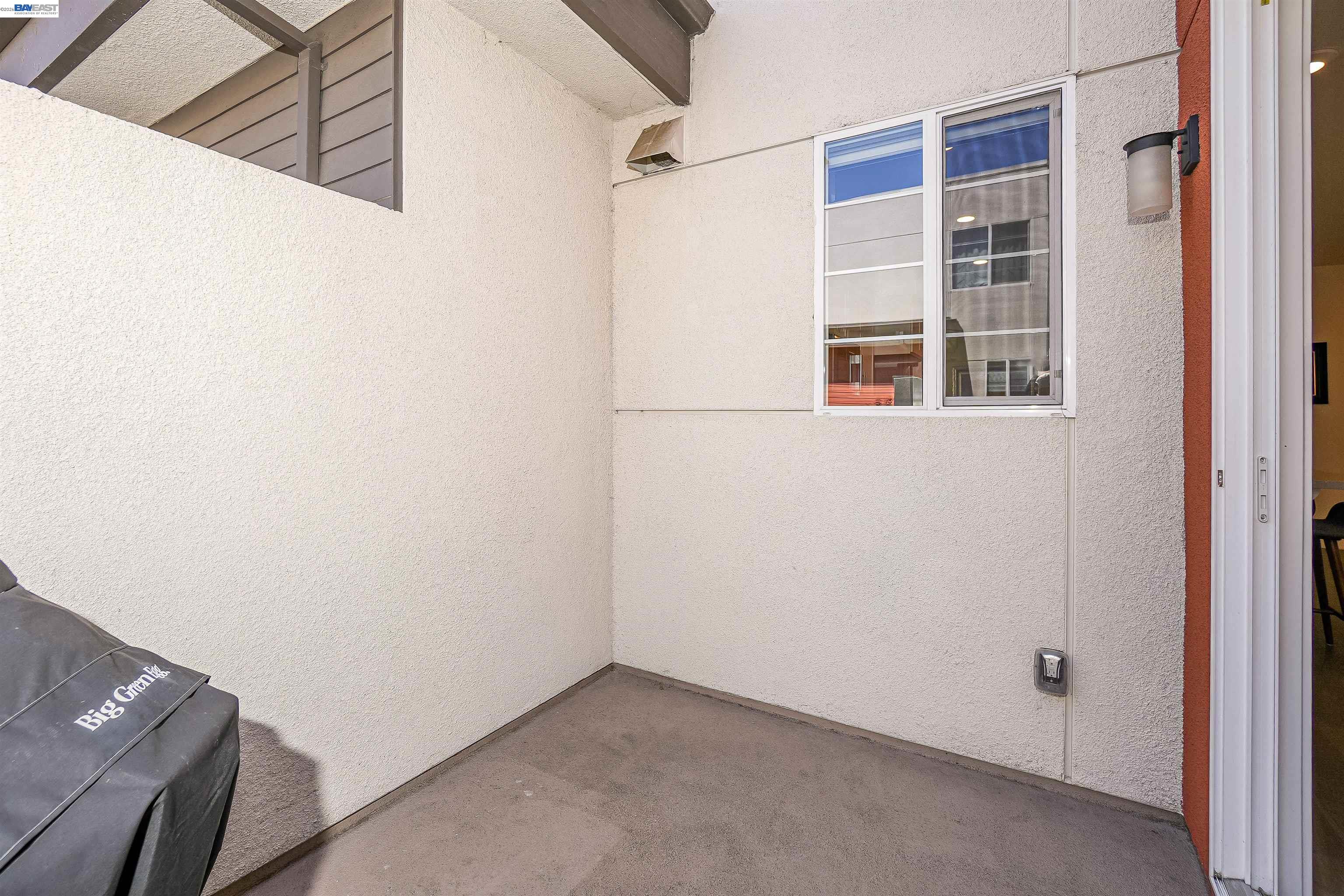 29268 Hub Ln