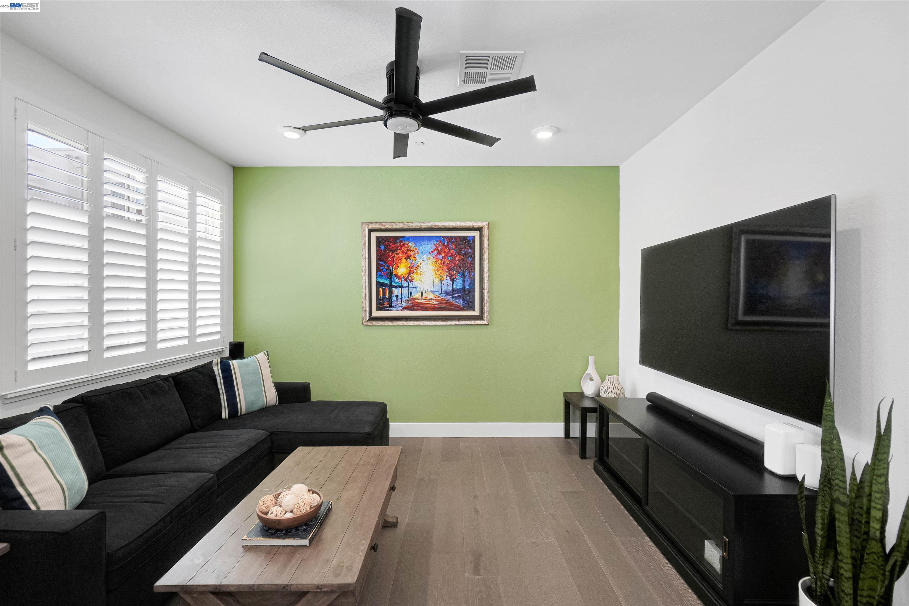 29268 Hub Ln