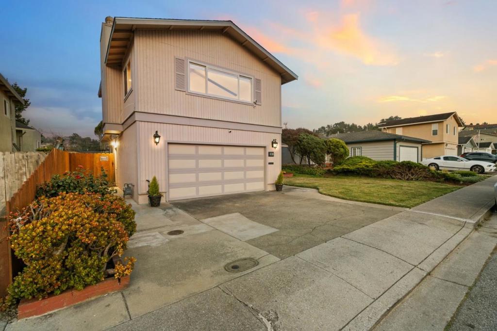 3601 Ysabel Drive