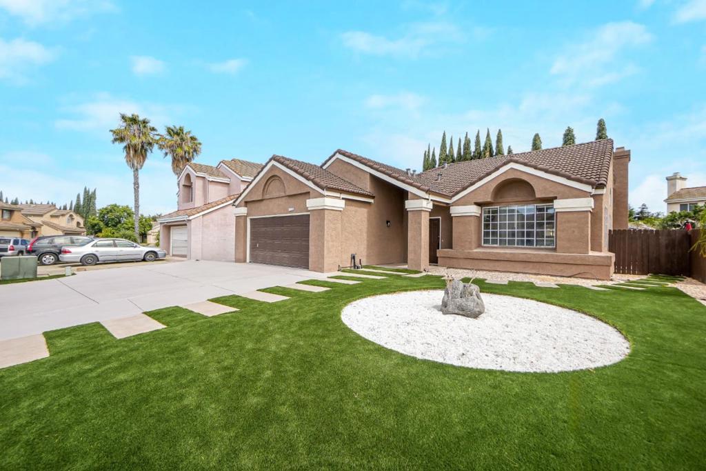 118 Edmeades Court