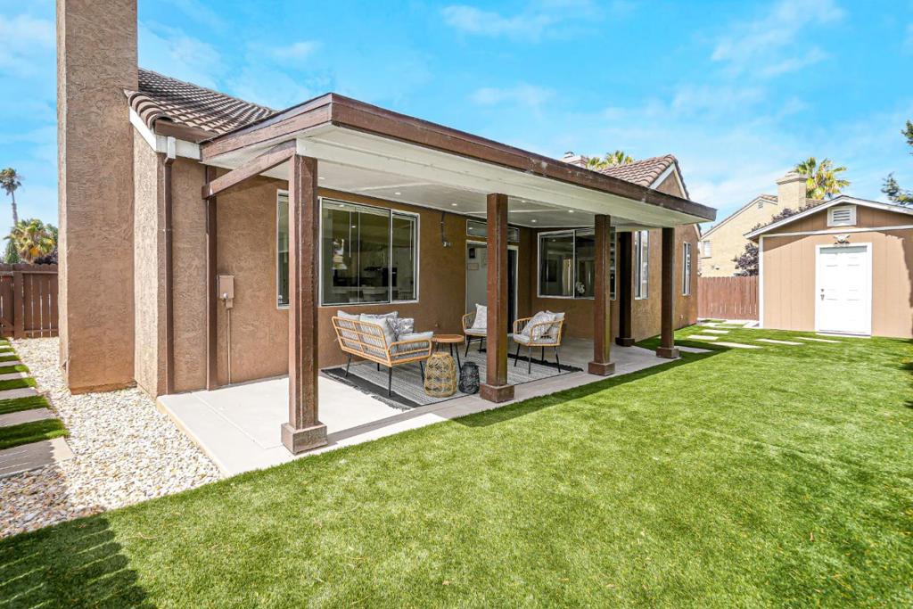 118 Edmeades Court