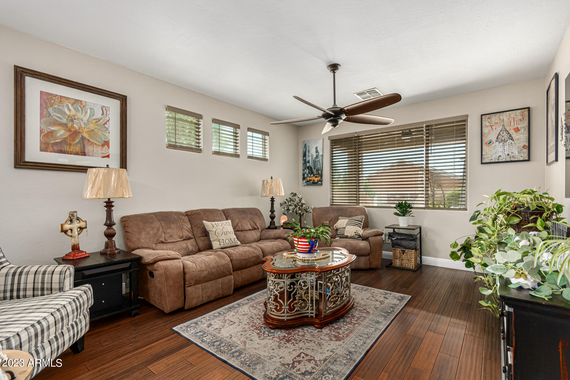 2207 W CALLE DEL SOL