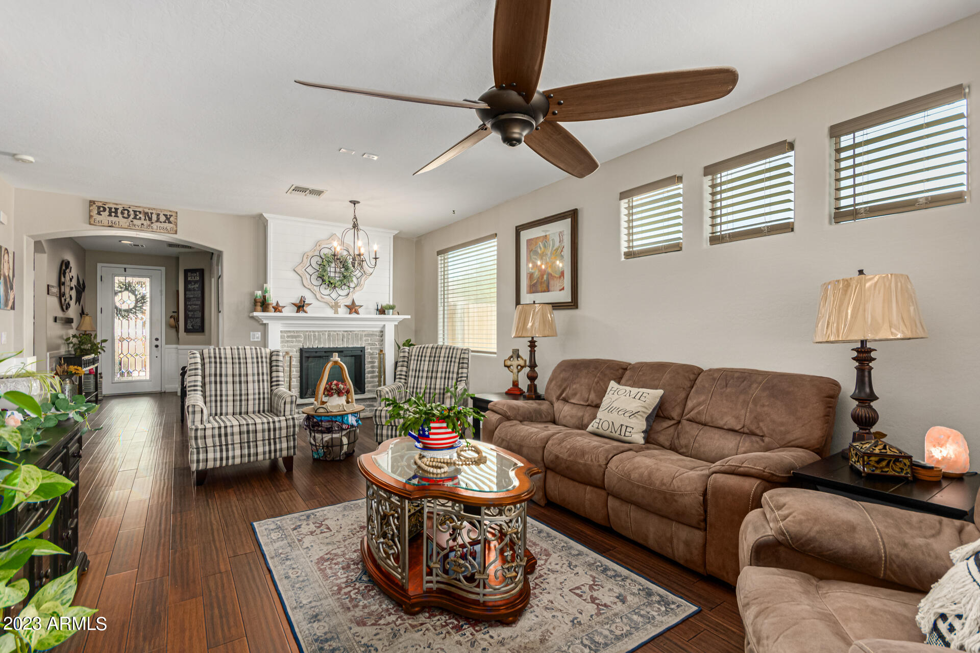 2207 W CALLE DEL SOL