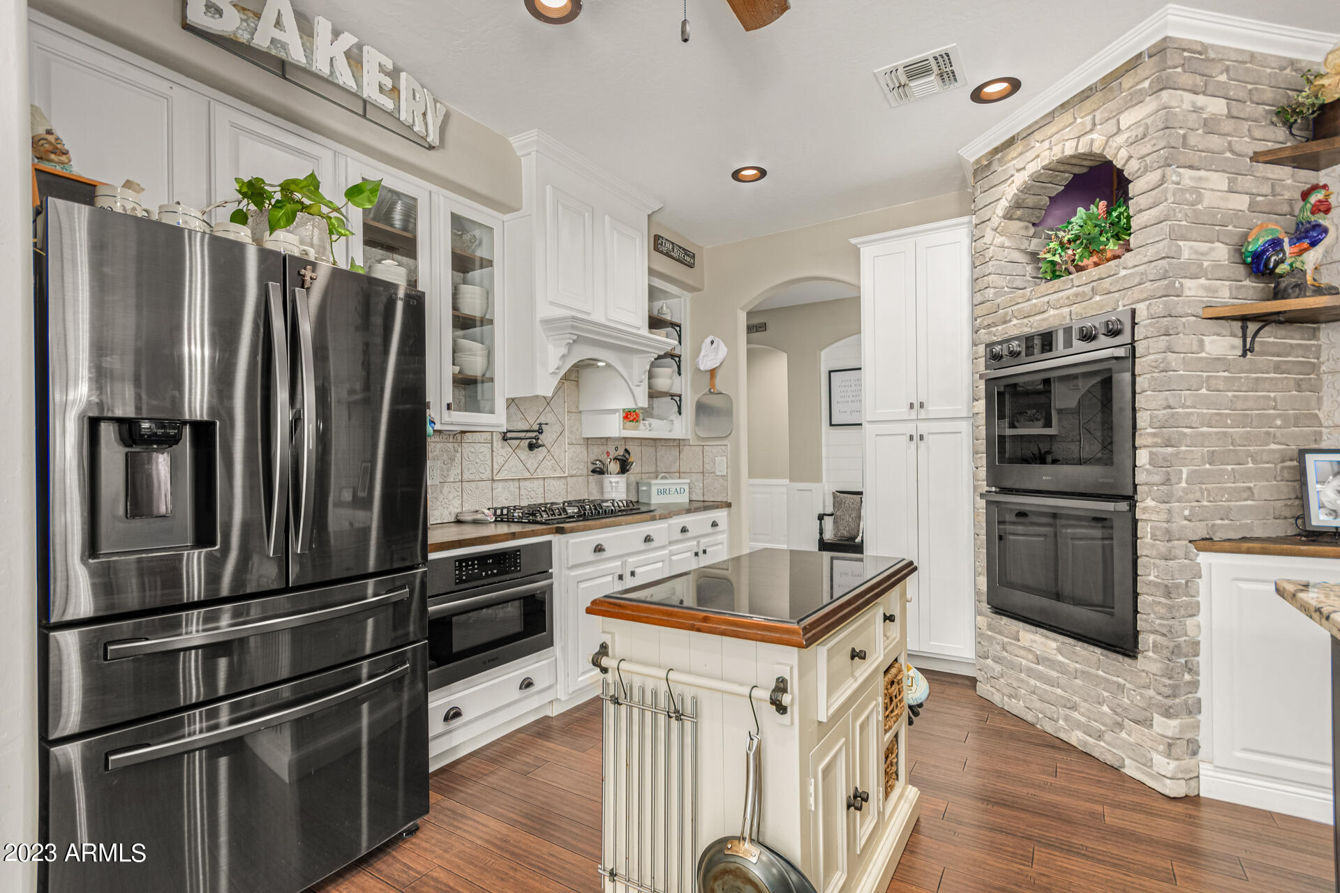 2207 W CALLE DEL SOL