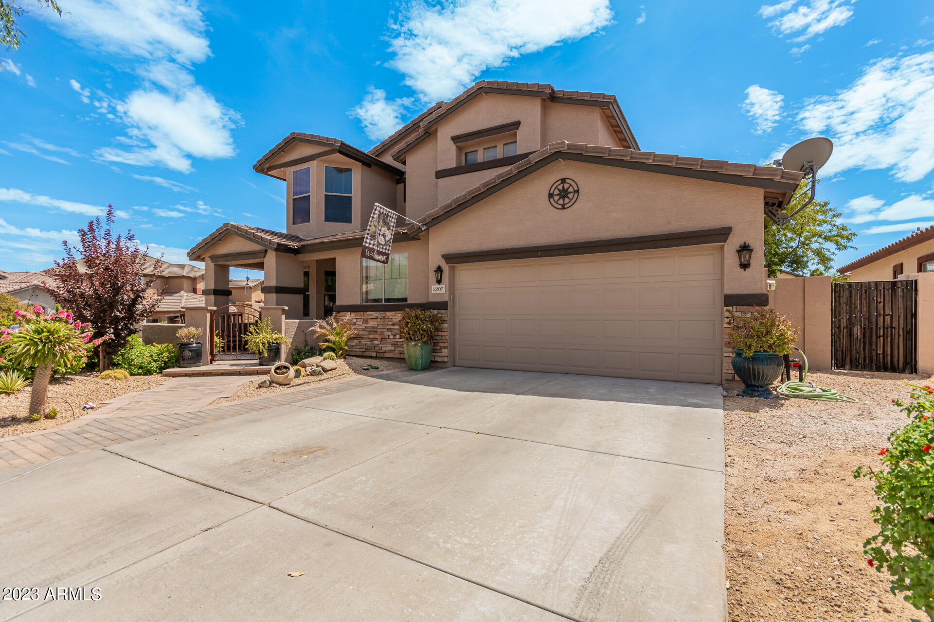 2207 W CALLE DEL SOL