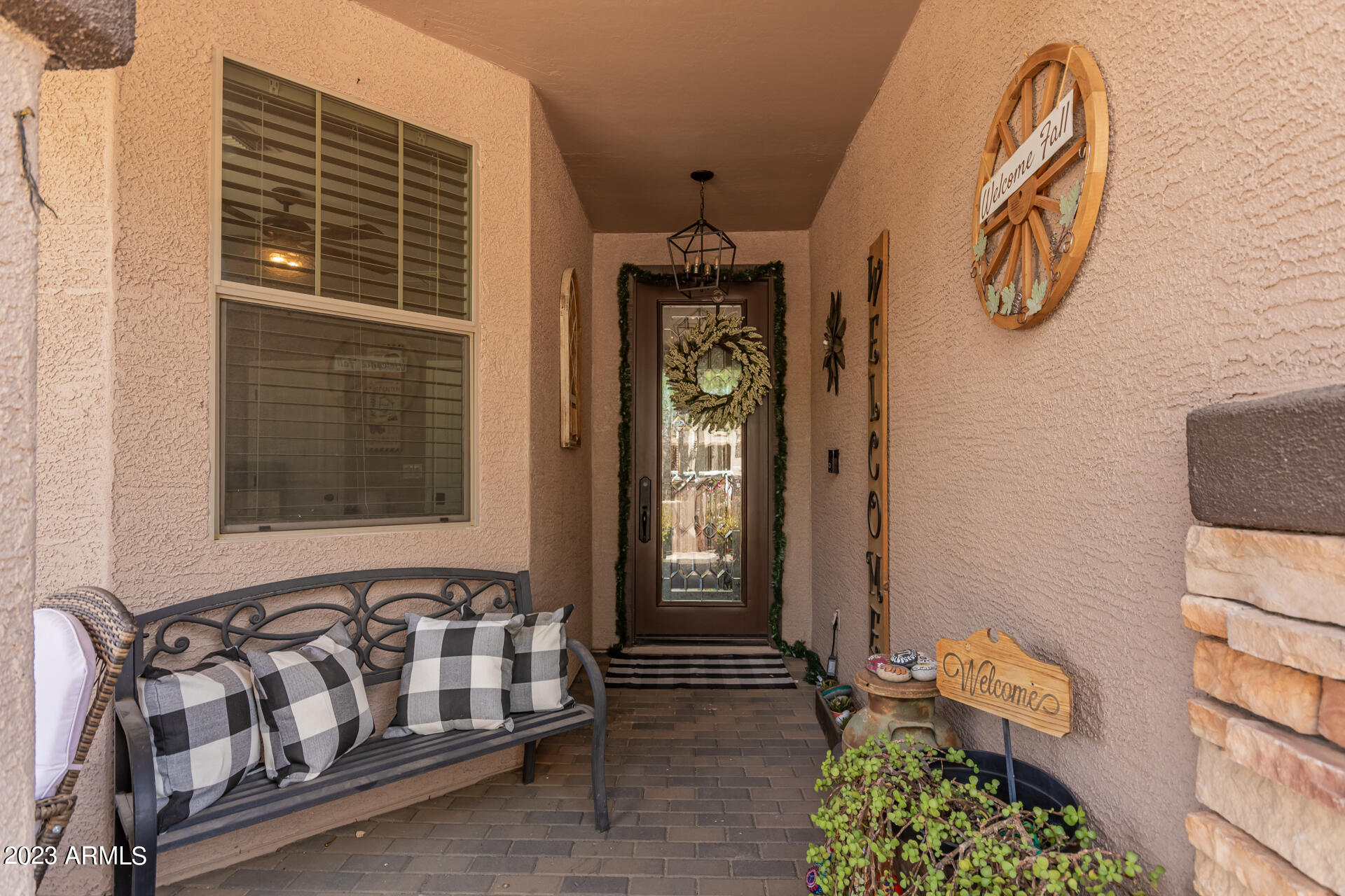 2207 W CALLE DEL SOL