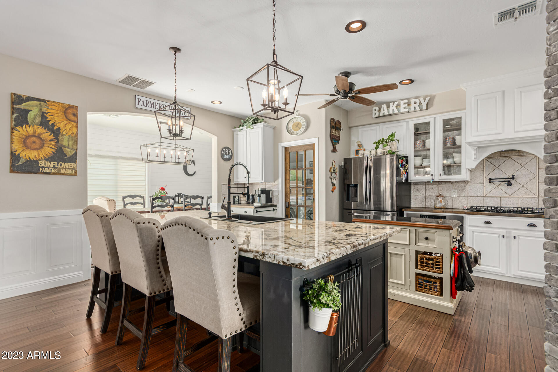 2207 W CALLE DEL SOL