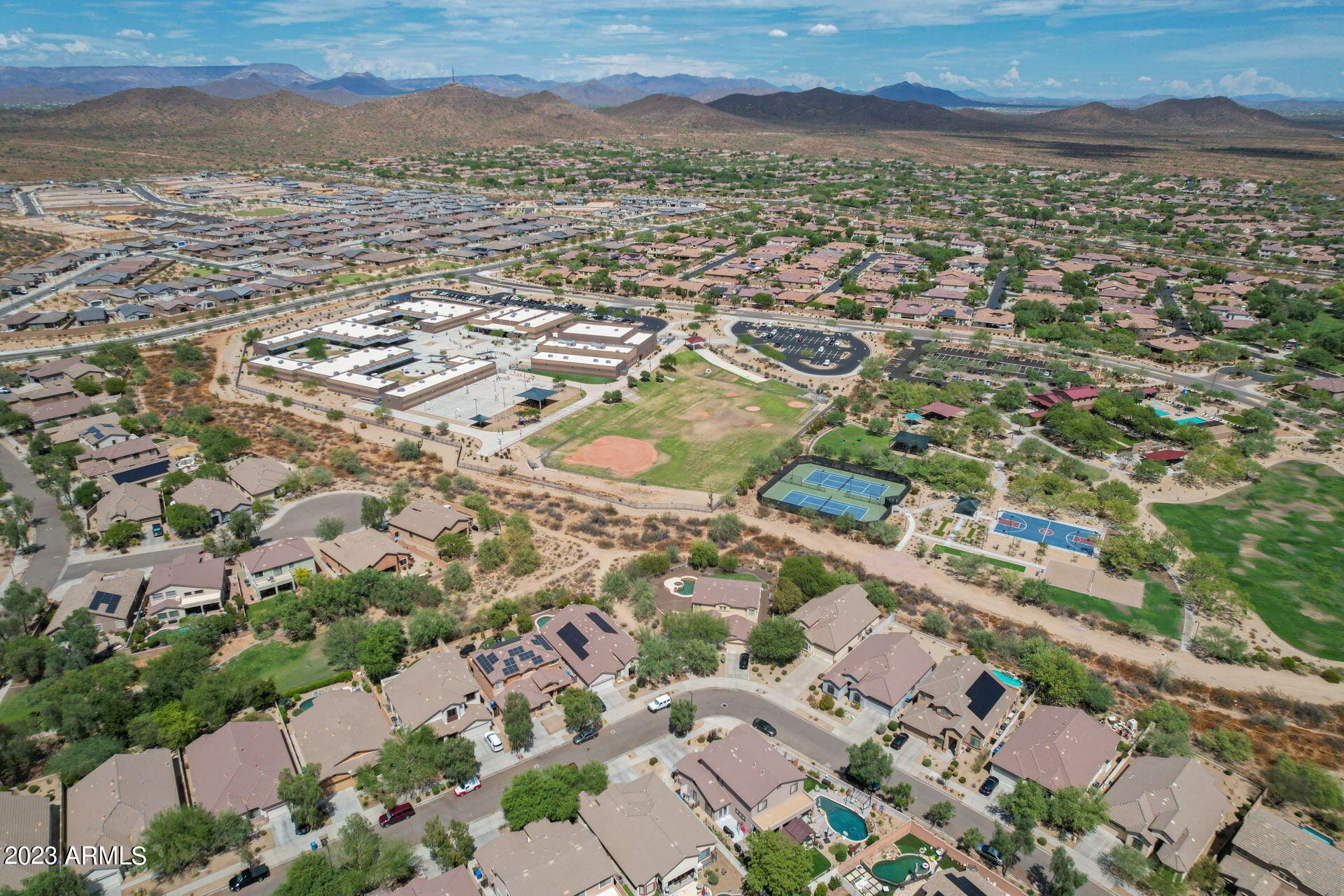 2207 W CALLE DEL SOL