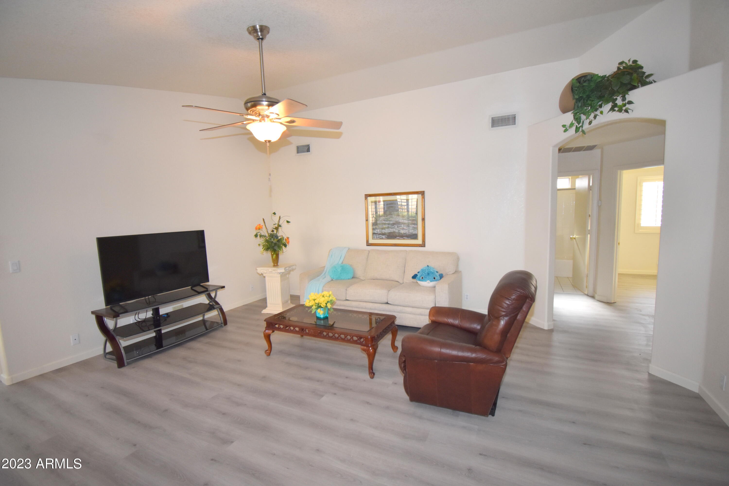 4301 E SIESTA Lane