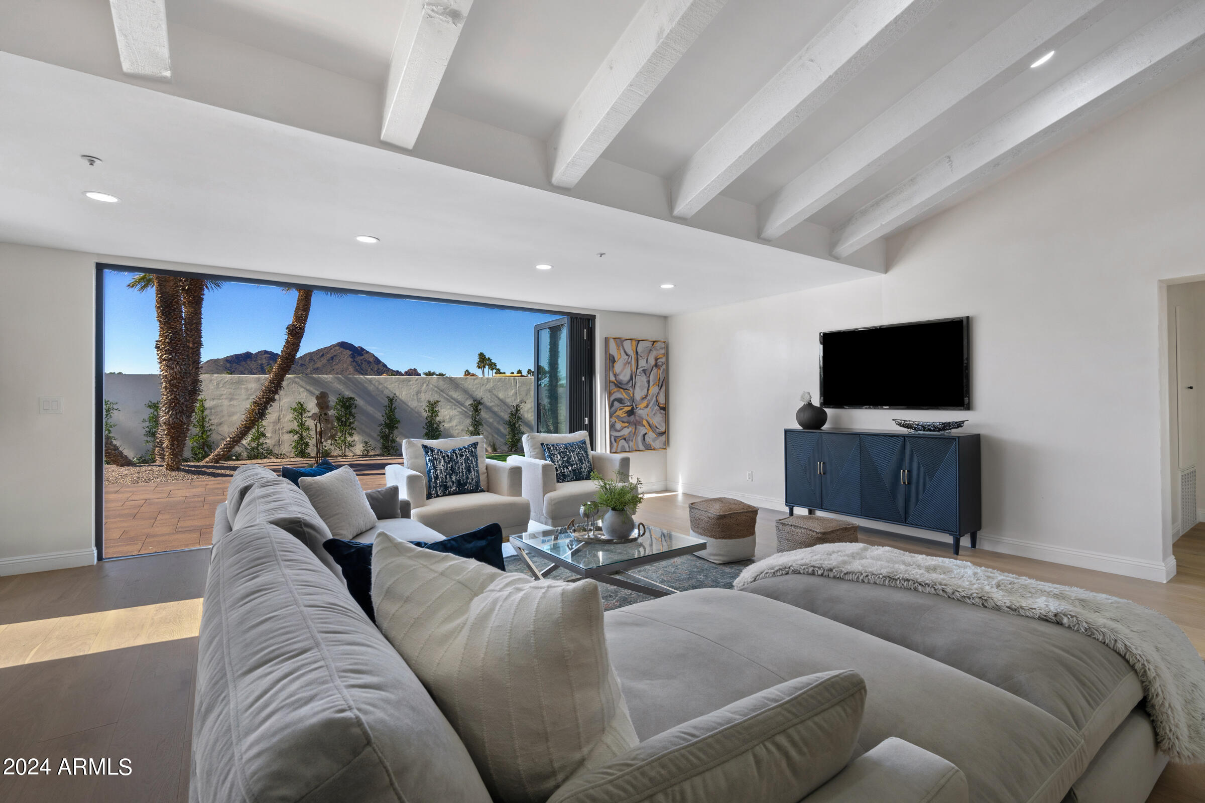 5614 N 75TH Place