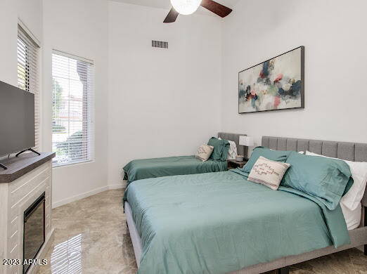 5319 E WOODRIDGE Drive